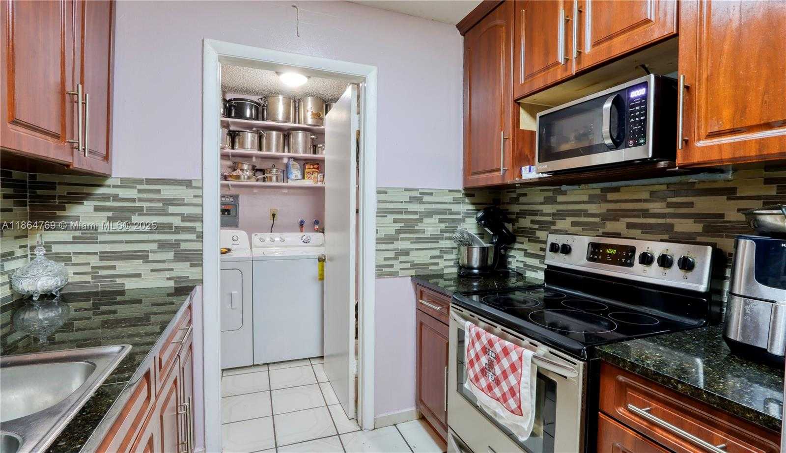 Small Image of 15825 SOUTH WEST 305TH TER, Homestead Number 39