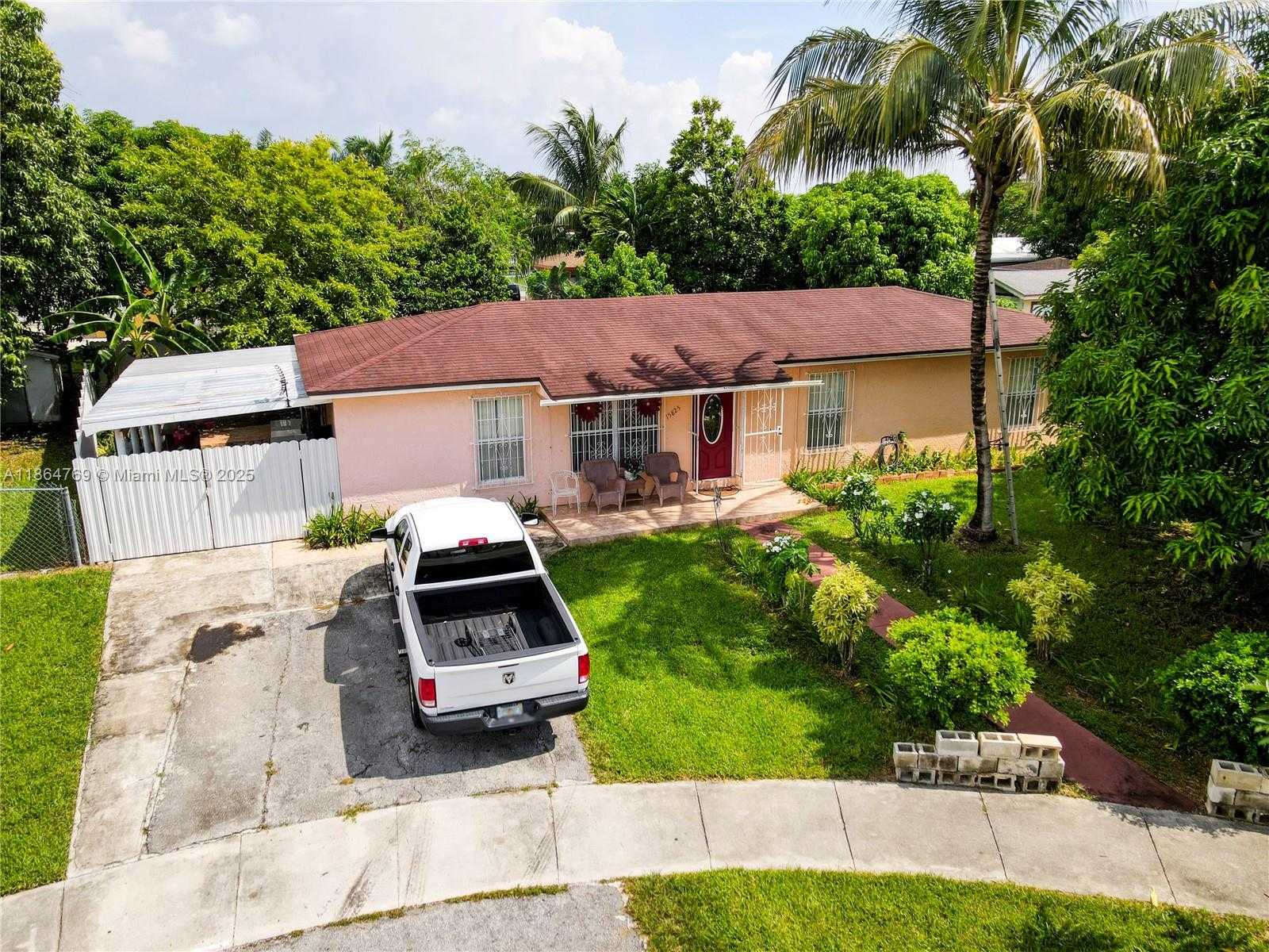 Small Image of 15825 SOUTH WEST 305TH TER, Homestead Number 5