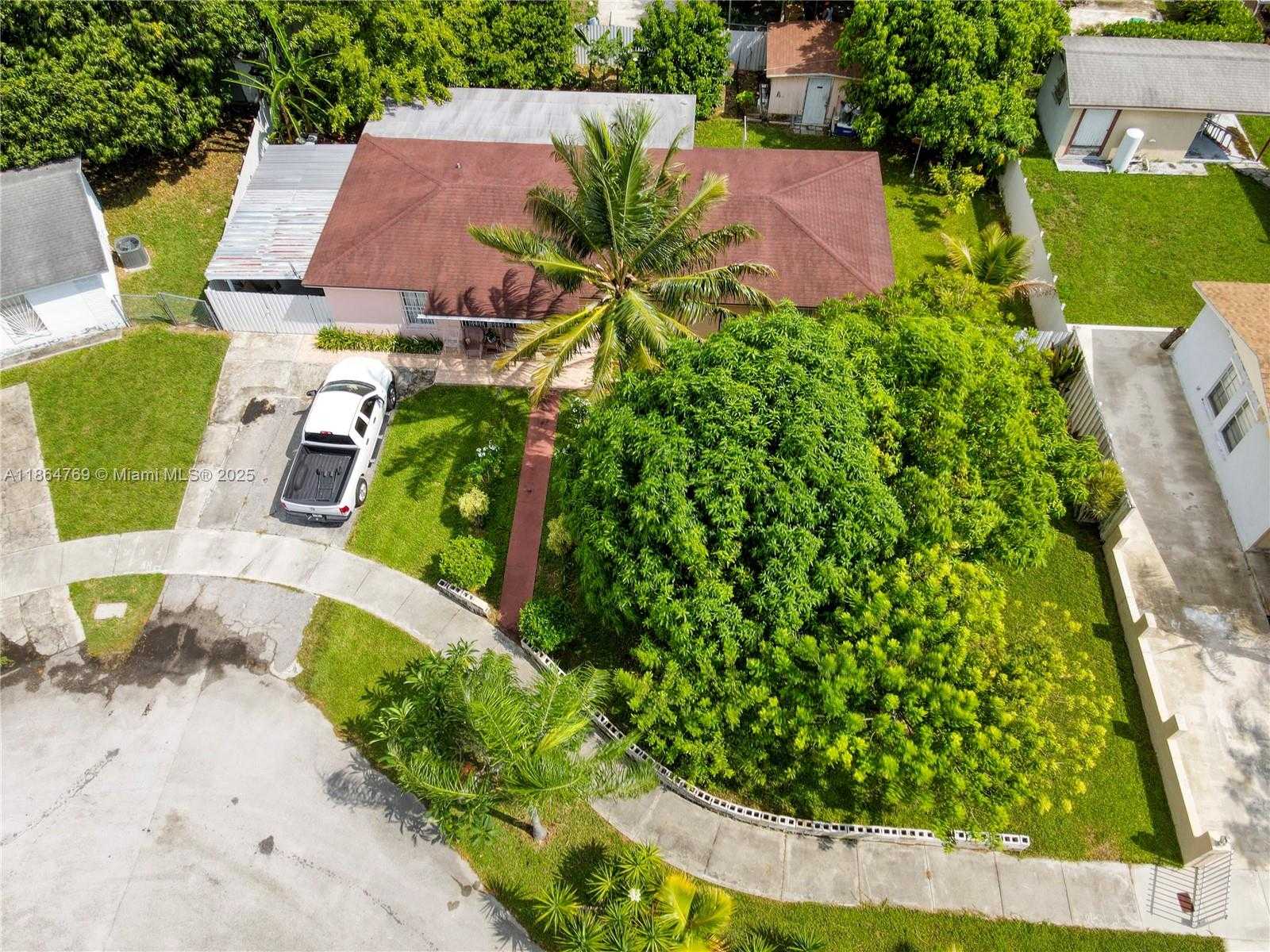 Small Image of 15825 SOUTH WEST 305TH TER, Homestead Number 7