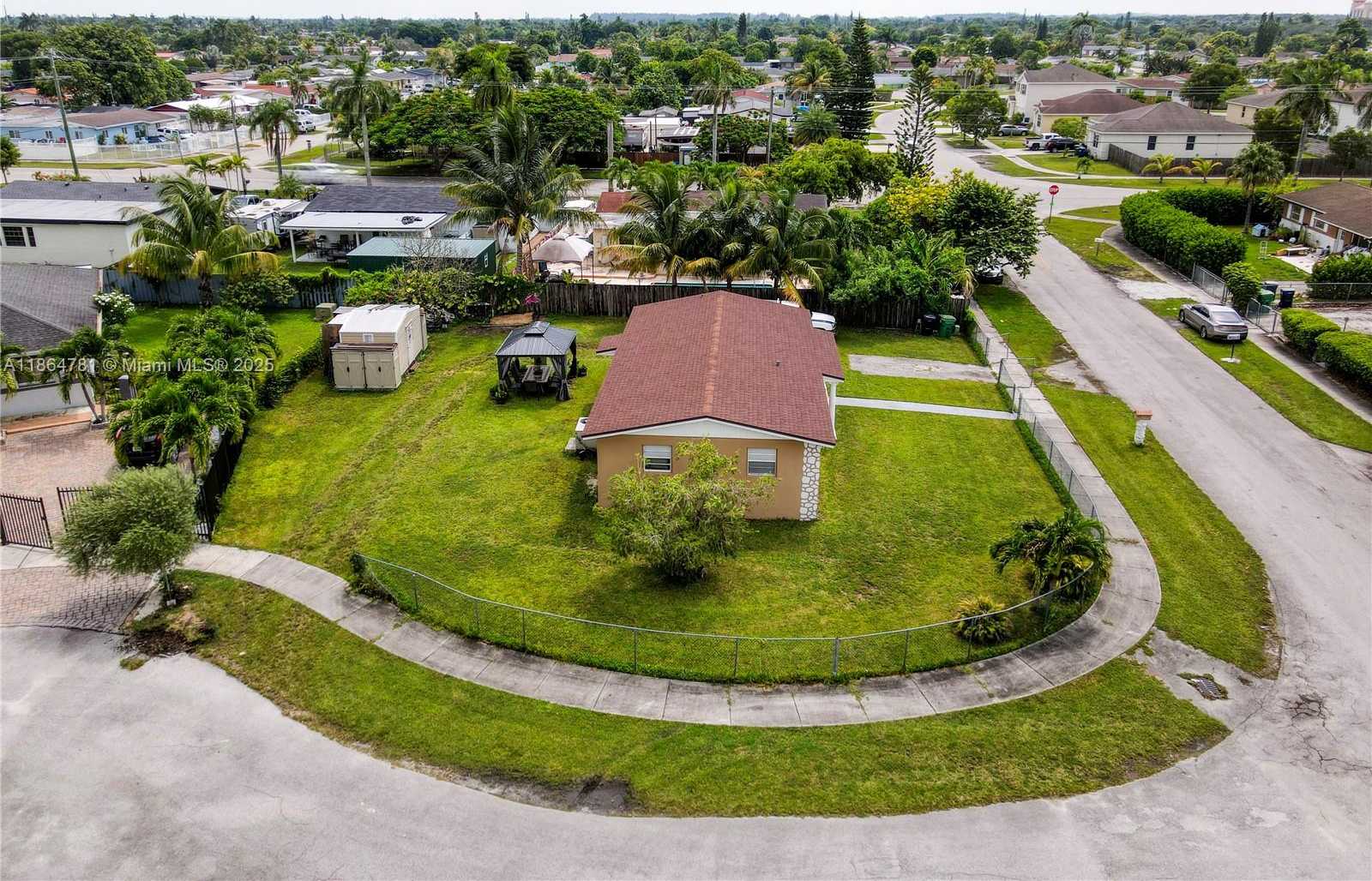 Small Image of 30211 SOUTH WEST 158TH RD, Homestead Number 15