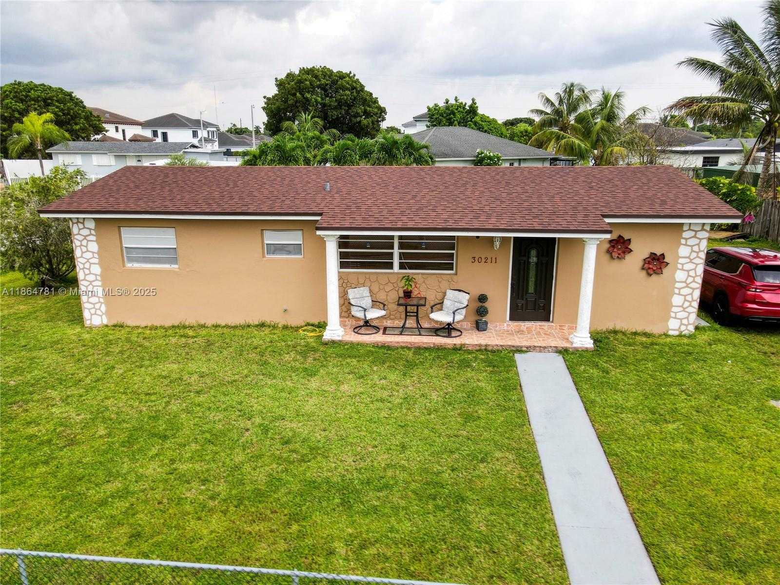 Small Image of 30211 SOUTH WEST 158TH RD, Homestead Number 2