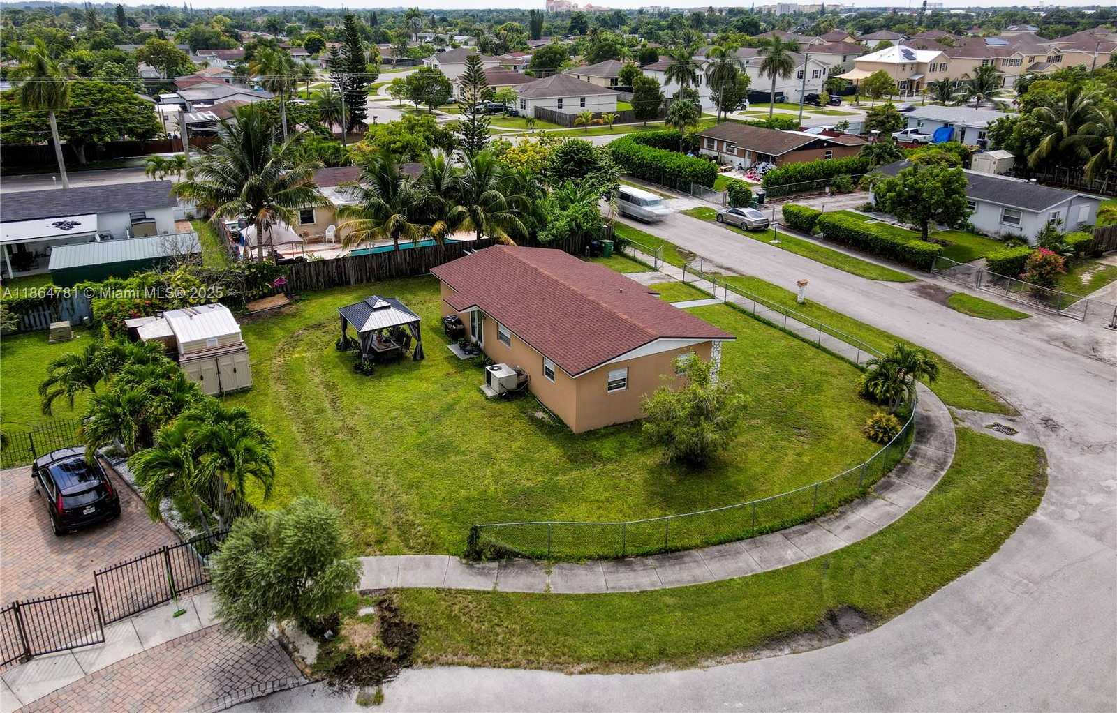 Small Image of 30211 SOUTH WEST 158TH RD, Homestead Number 20