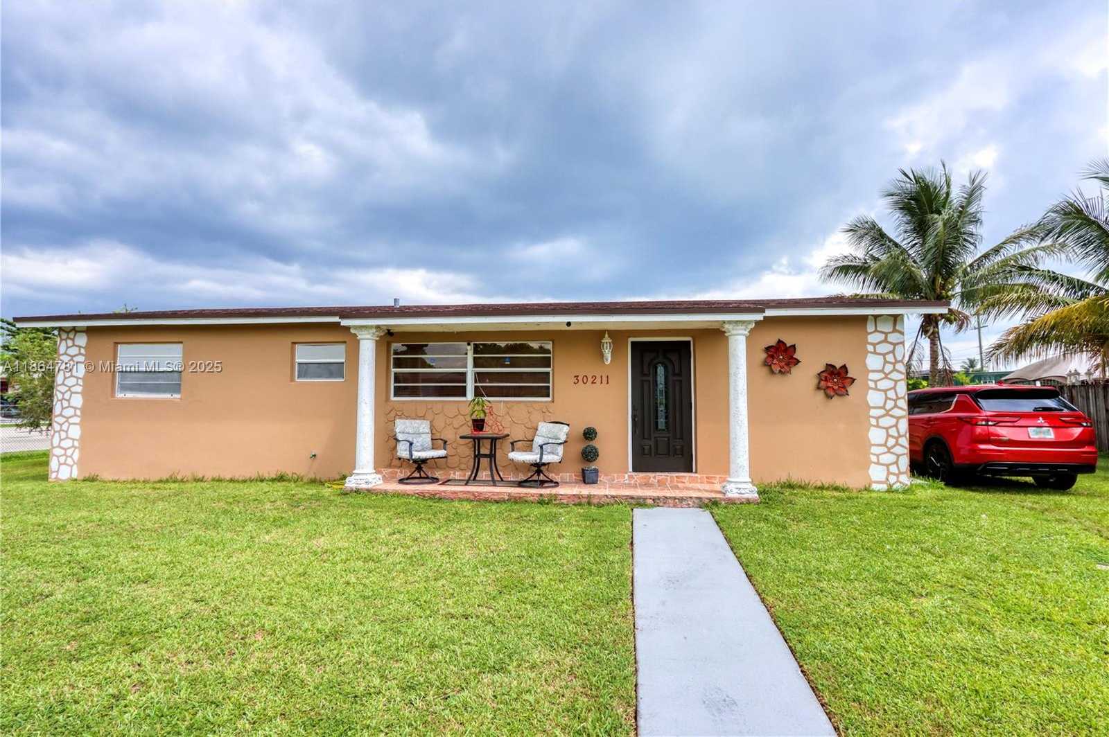 Small Image of 30211 SOUTH WEST 158TH RD, Homestead Number 3