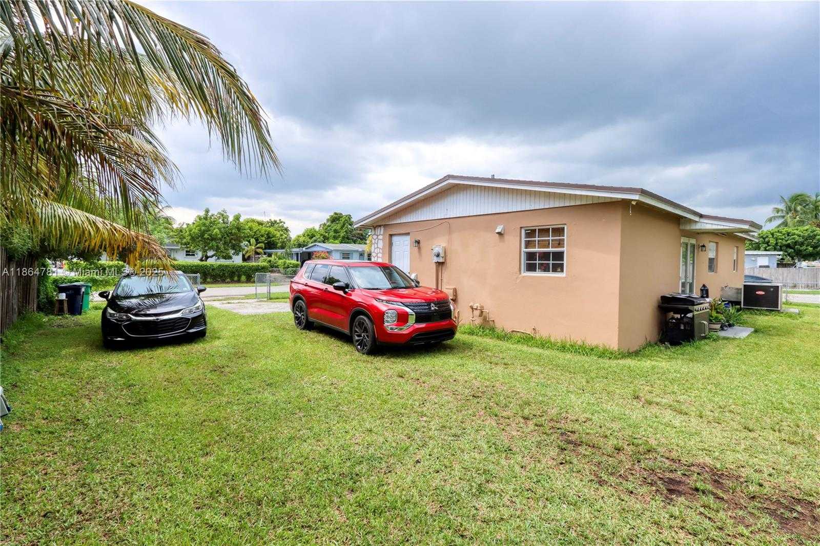 Small Image of 30211 SOUTH WEST 158TH RD, Homestead Number 7