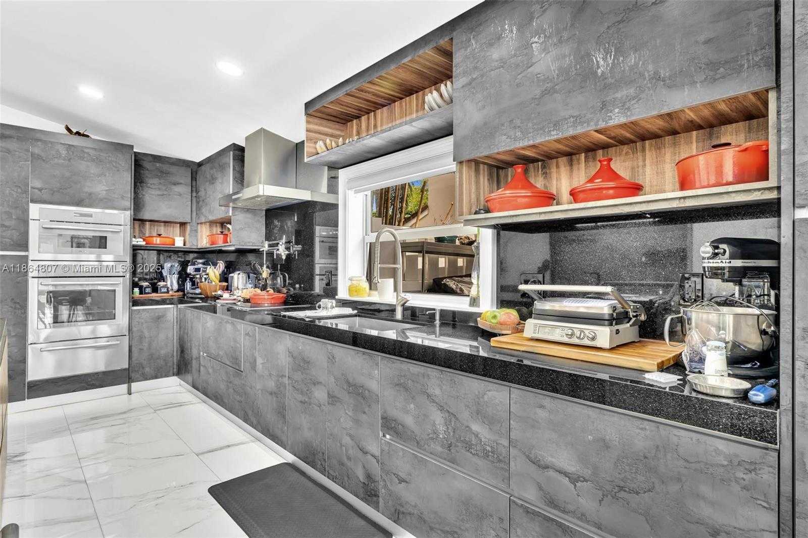 Small Image of 3388 SOUTH WEST 49TH ST, Hollywood Number 26