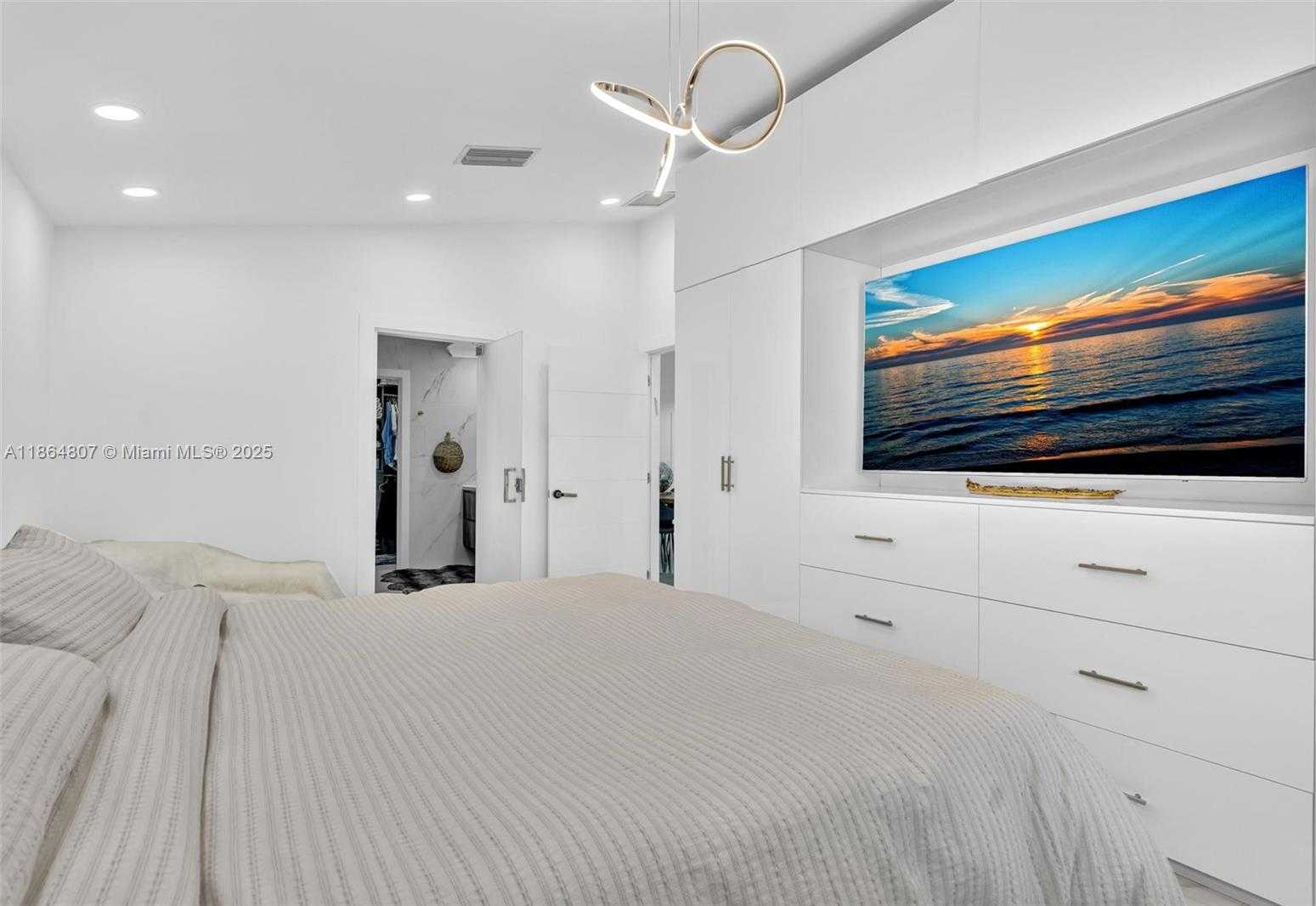 Small Image of 3388 SOUTH WEST 49TH ST, Hollywood Number 55