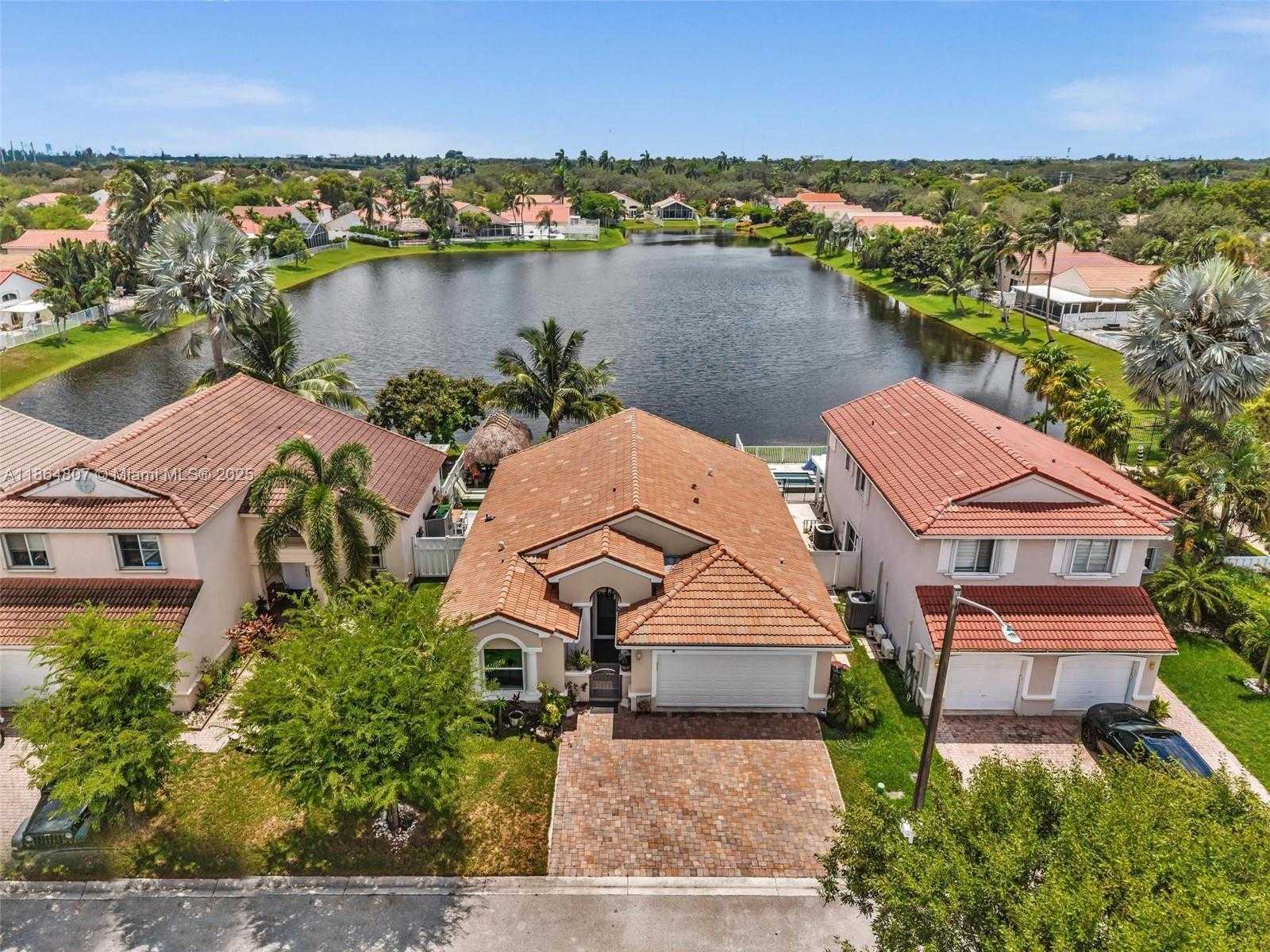 Small Image of 3388 SOUTH WEST 49TH ST, Hollywood Number 77