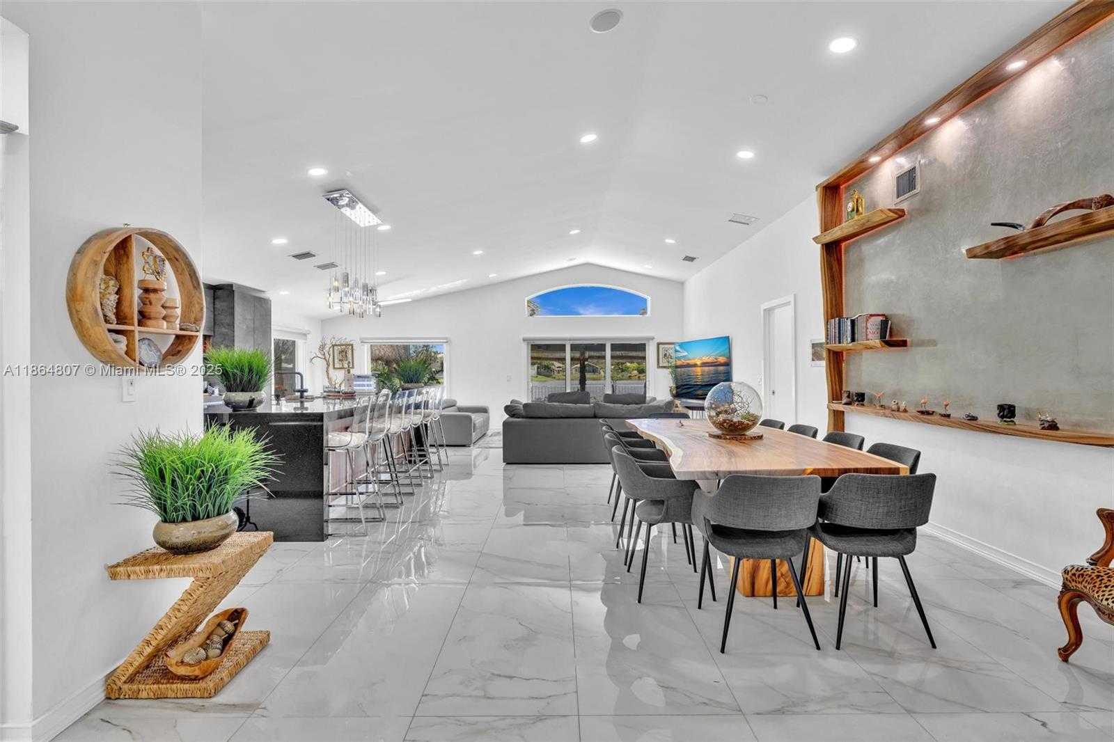 Small Image of 3388 SOUTH WEST 49TH ST, Hollywood Number 9