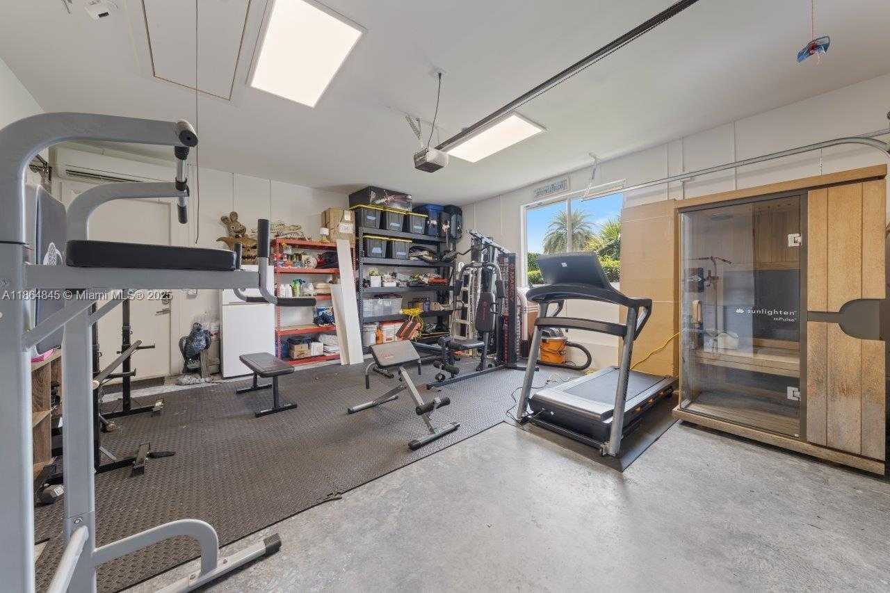 Small Image of 11675 NORTH EAST 20TH DR, North Miami Number 28