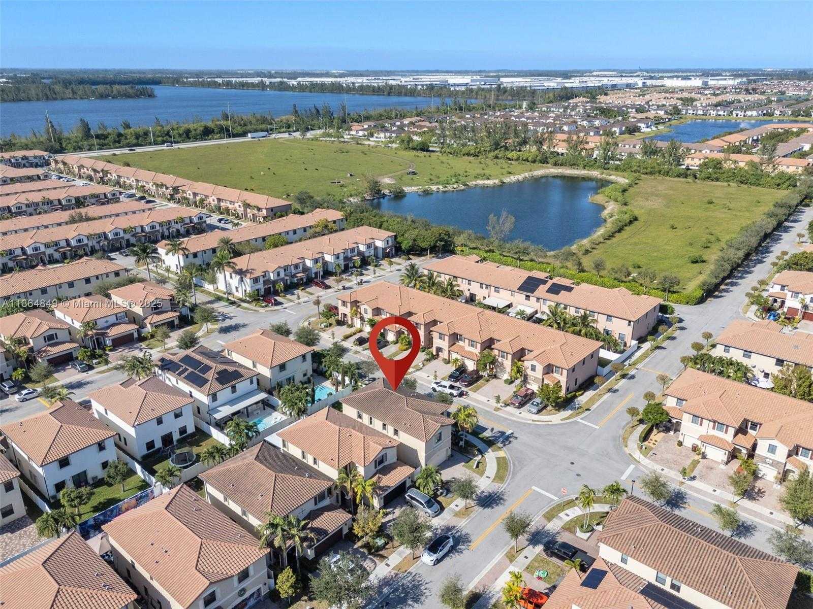 Small Image of 8894 WEST 34TH AVE, Hialeah Number 2