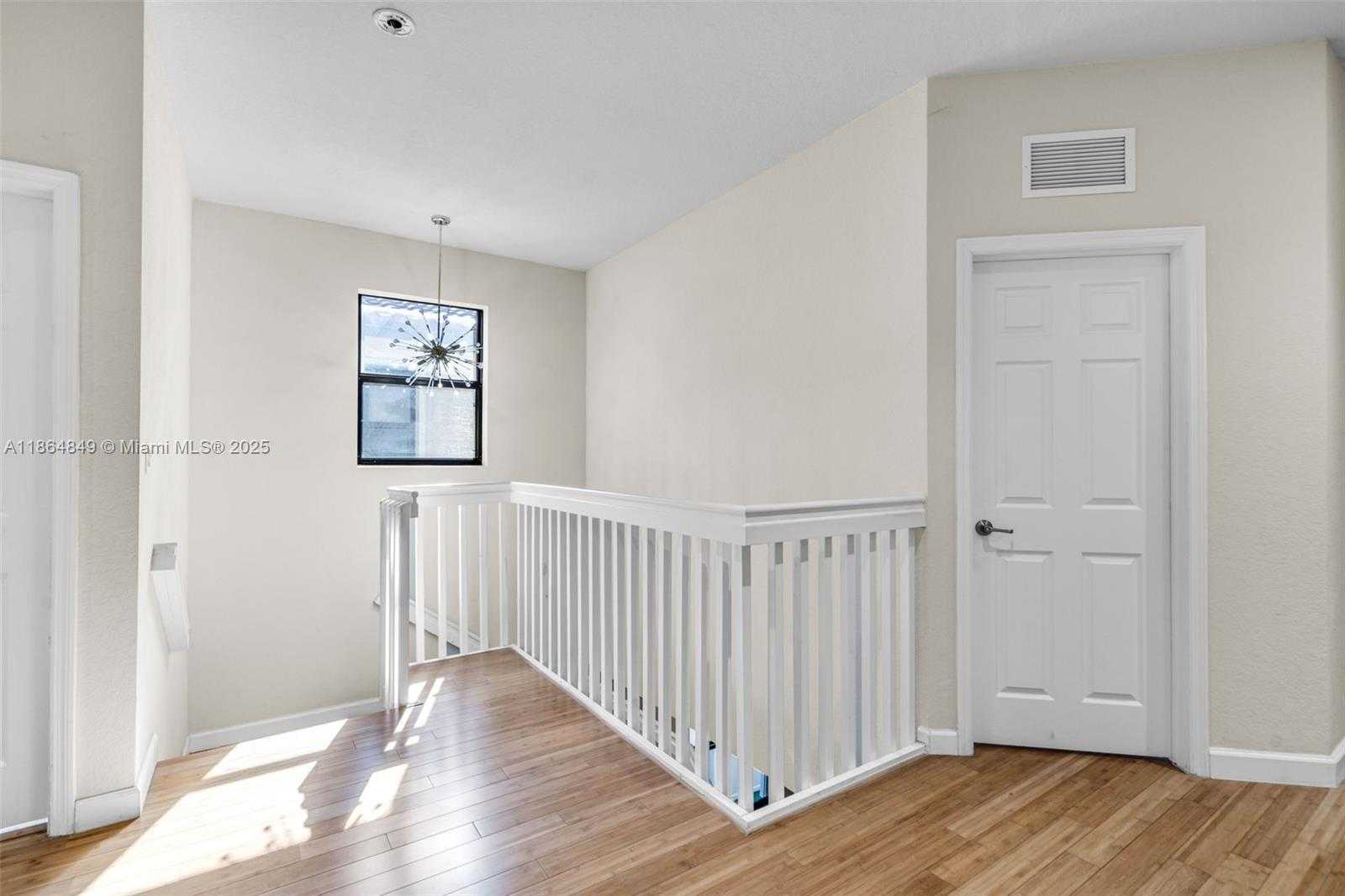 Small Image of 8894 WEST 34TH AVE, Hialeah Number 21