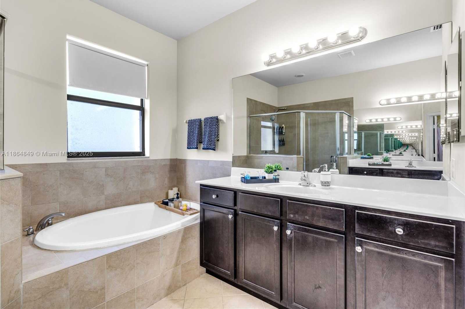 Small Image of 8894 WEST 34TH AVE, Hialeah Number 26