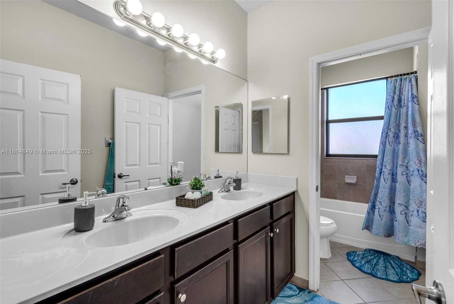 Small Image of 8894 WEST 34TH AVE, Hialeah Number 30