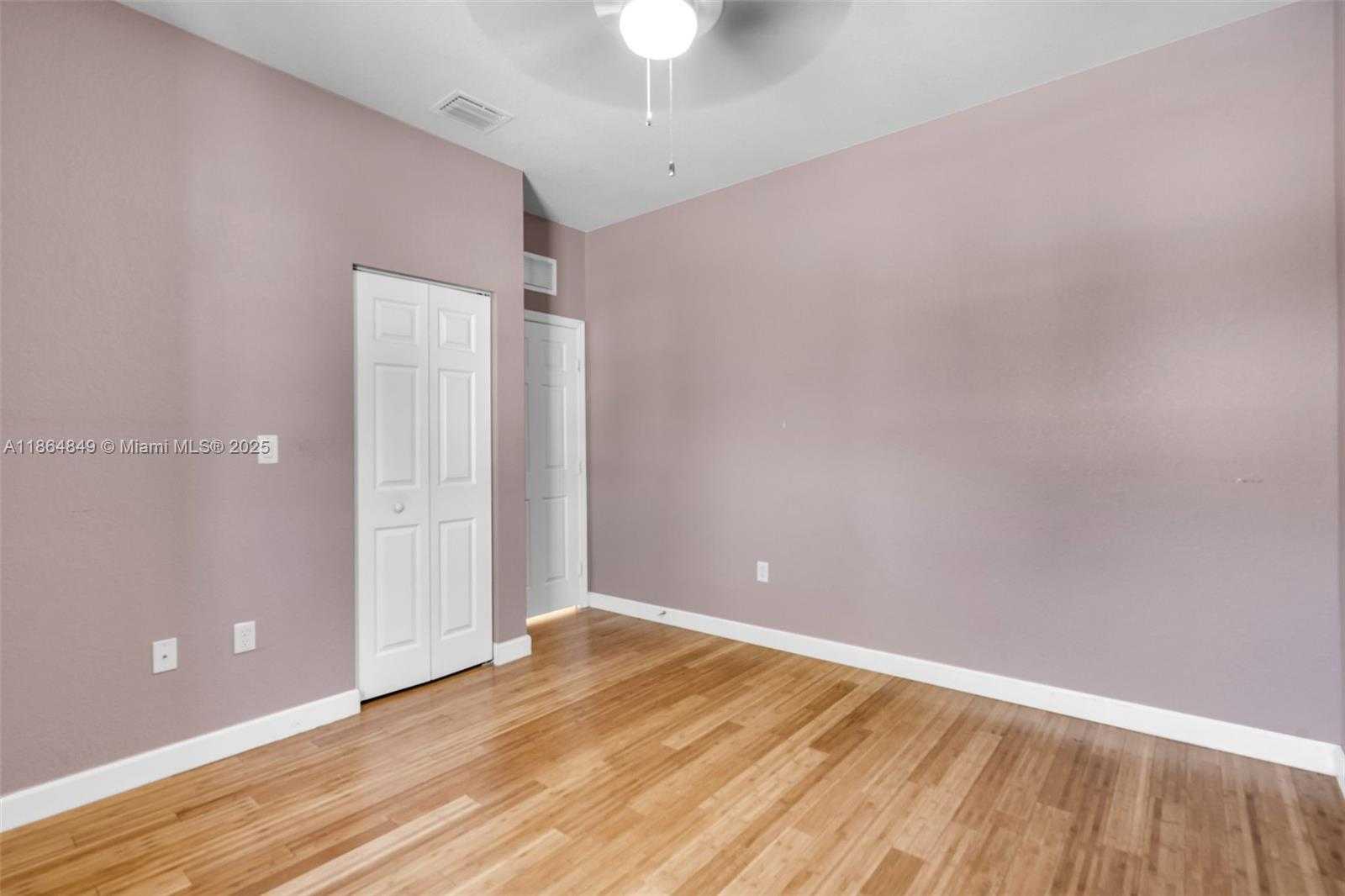 Small Image of 8894 WEST 34TH AVE, Hialeah Number 33