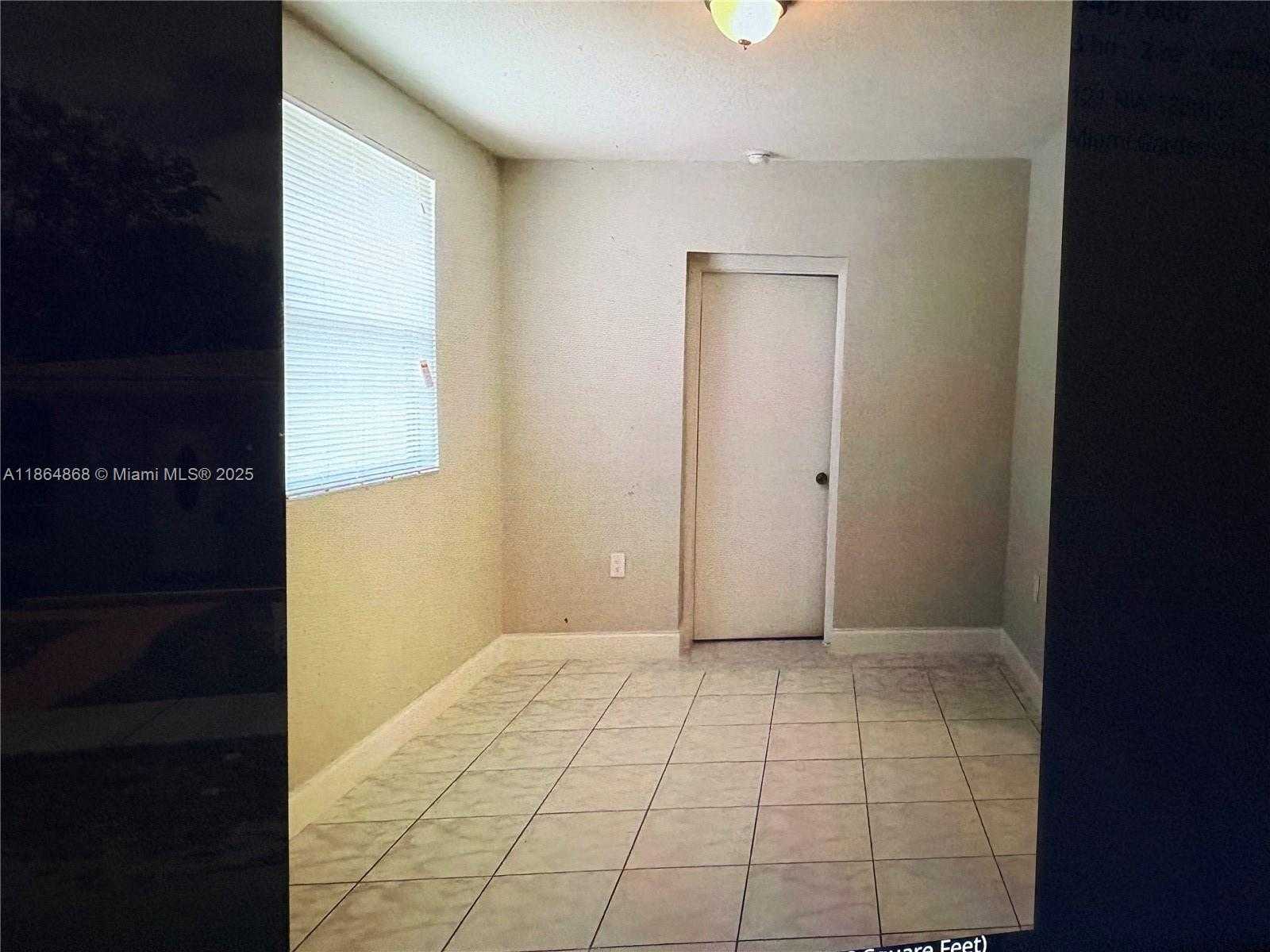 Small Image of 121 NORTH WEST 188TH ST, Miami Gardens Number 12