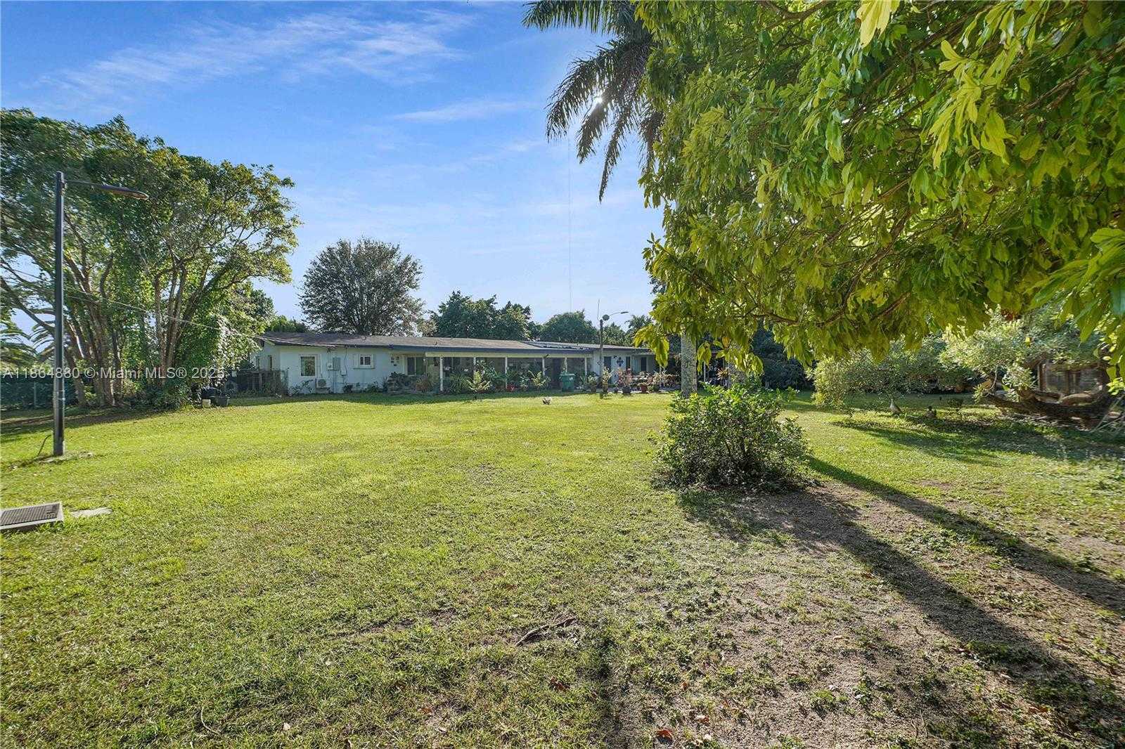 Small Image of 16625 SOUTH WEST 236TH ST, Homestead Number 10
