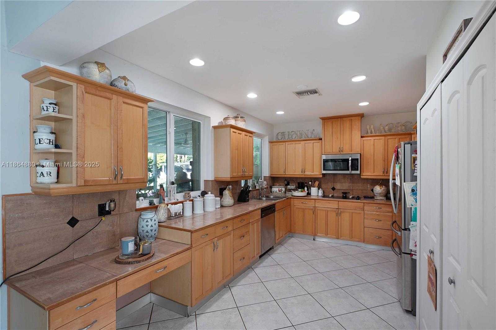 Small Image of 16625 SOUTH WEST 236TH ST, Homestead Number 21