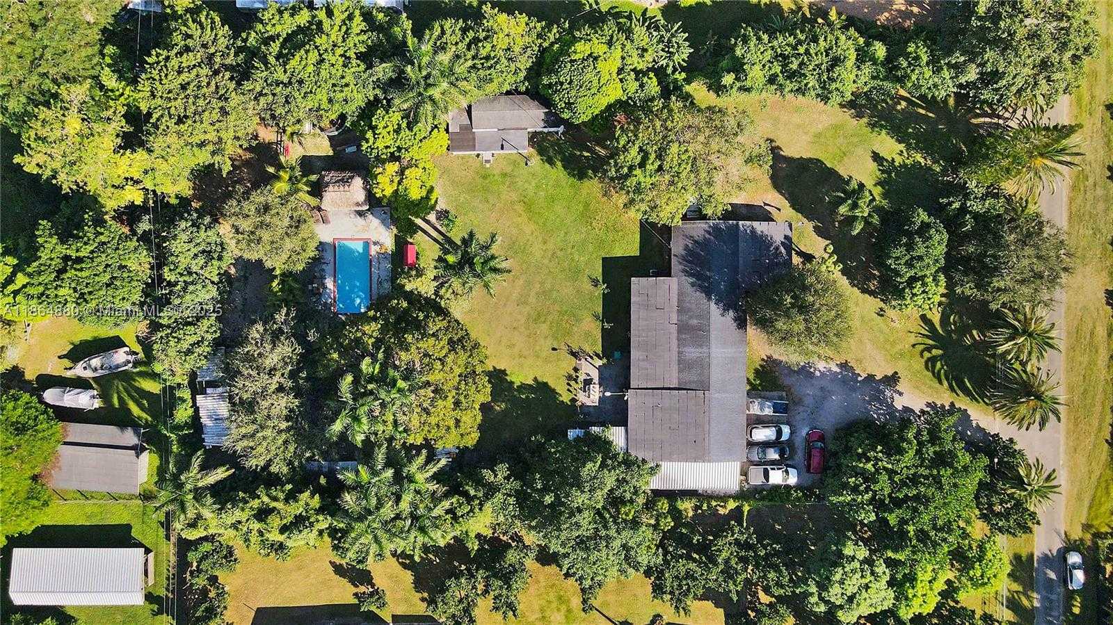 Small Image of 16625 SOUTH WEST 236TH ST, Homestead Number 42
