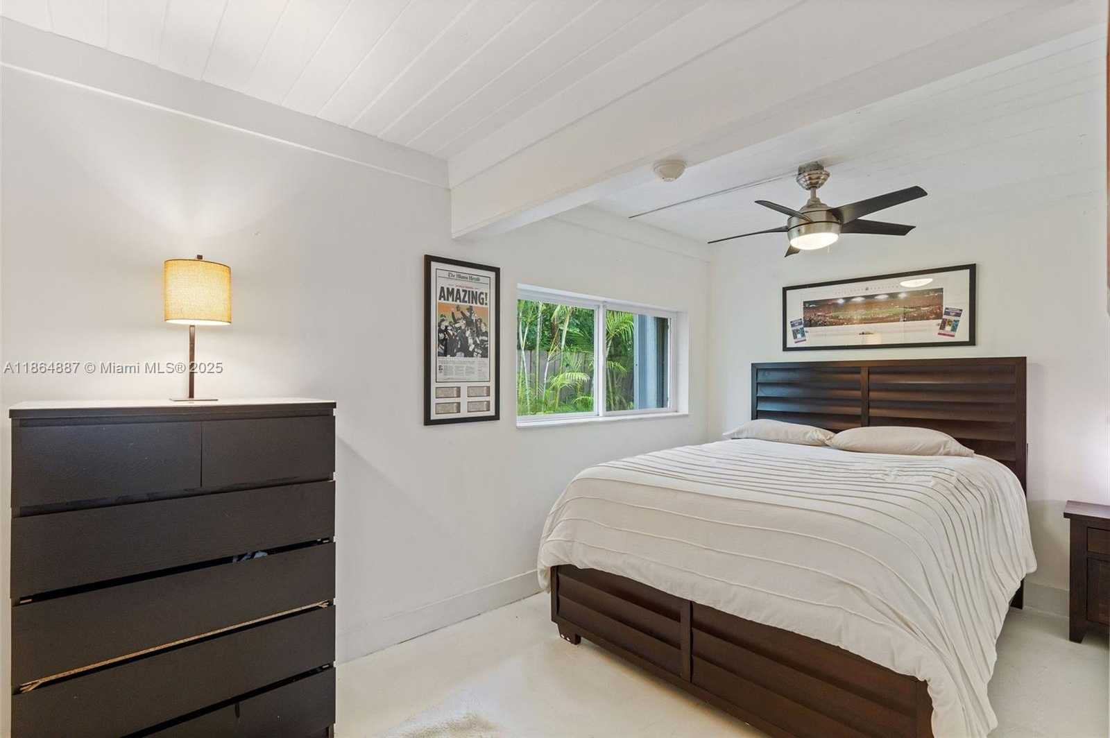 Small Image of 6202 SOUTH WEST 65TH AVE, South Miami Number 10