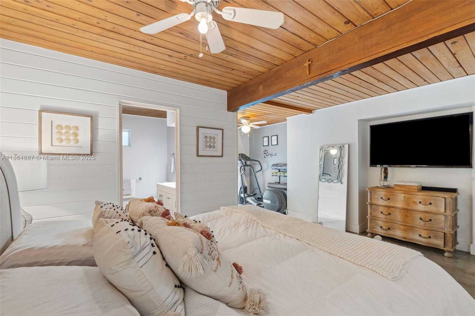 Small Image of 6202 SOUTH WEST 65TH AVE, South Miami Number 14