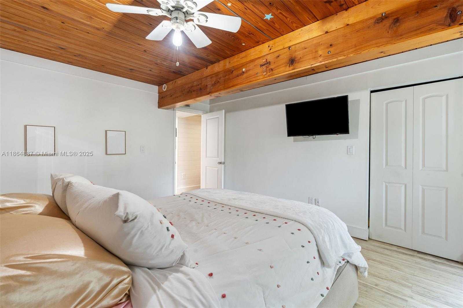 Small Image of 6202 SOUTH WEST 65TH AVE, South Miami Number 16
