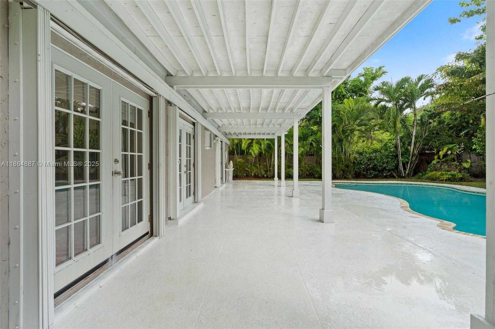 Small Image of 6202 SOUTH WEST 65TH AVE, South Miami Number 21
