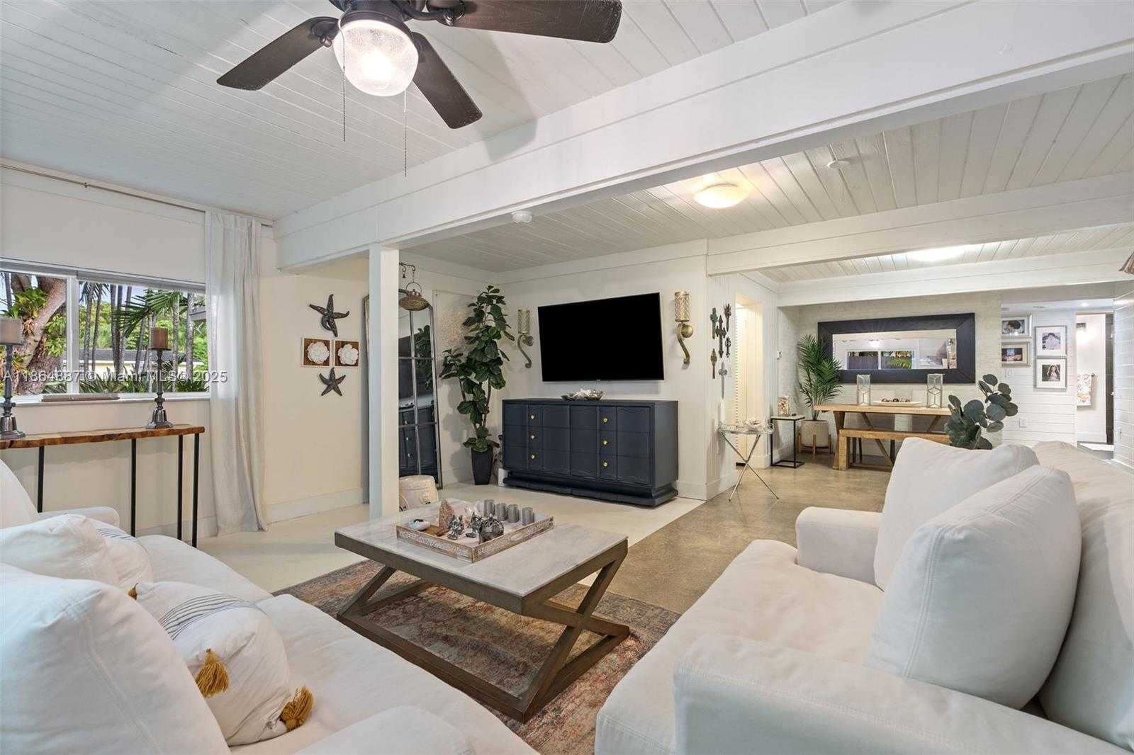 Small Image of 6202 SOUTH WEST 65TH AVE, South Miami Number 6