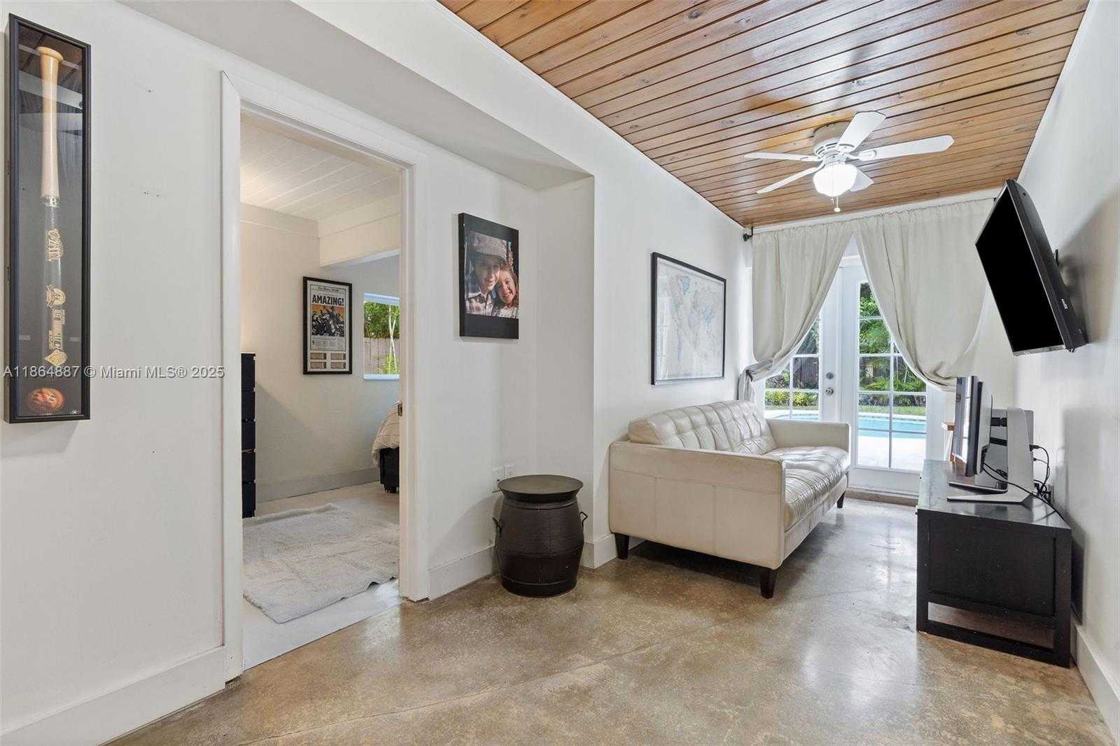 Small Image of 6202 SOUTH WEST 65TH AVE, South Miami Number 9