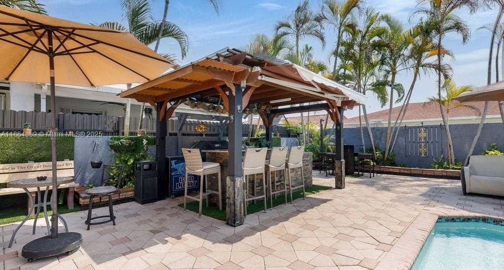 Small Image of 5875 WEST 3RD LN, Hialeah Number 40