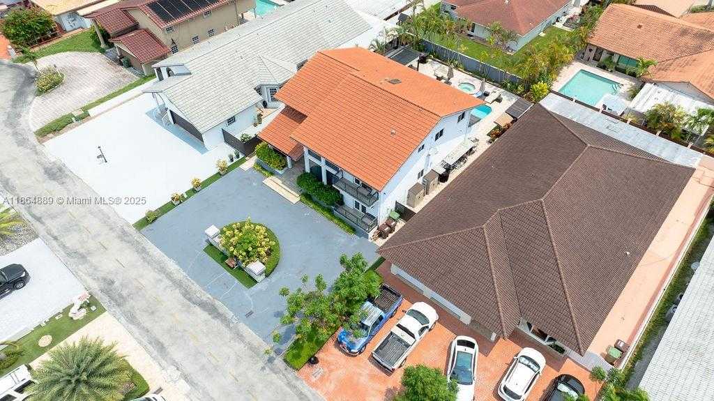 Small Image of 5875 WEST 3RD LN, Hialeah Number 46