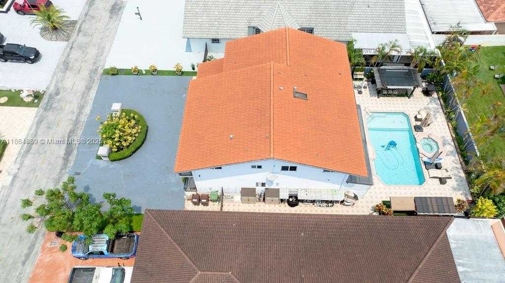 Small Image of 5875 WEST 3RD LN, Hialeah Number 47