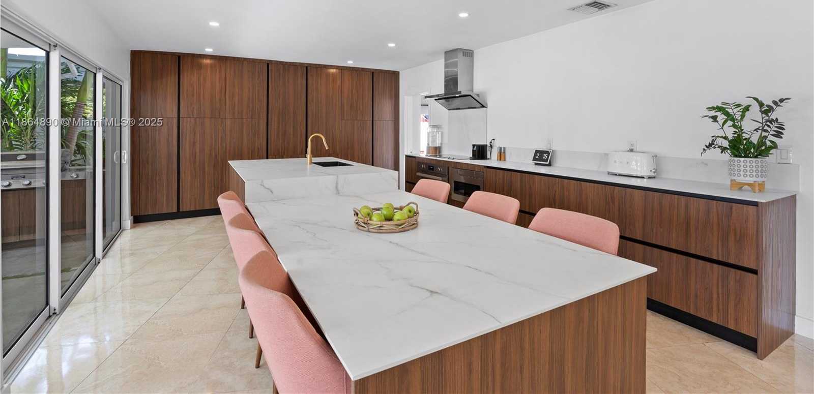 Small Image of 12910 AURALIA RD, North Miami Number 22