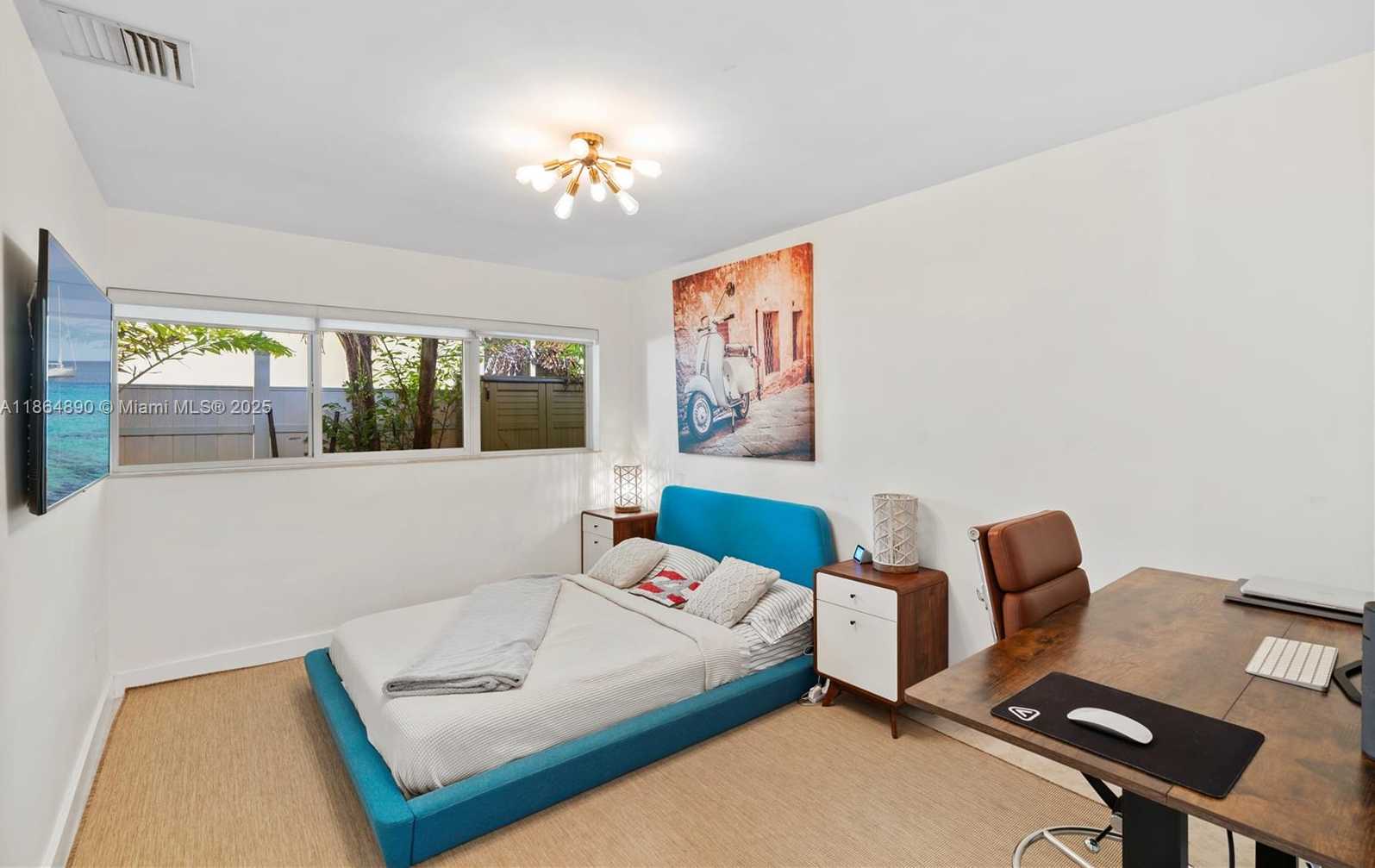 Small Image of 12910 AURALIA RD, North Miami Number 34