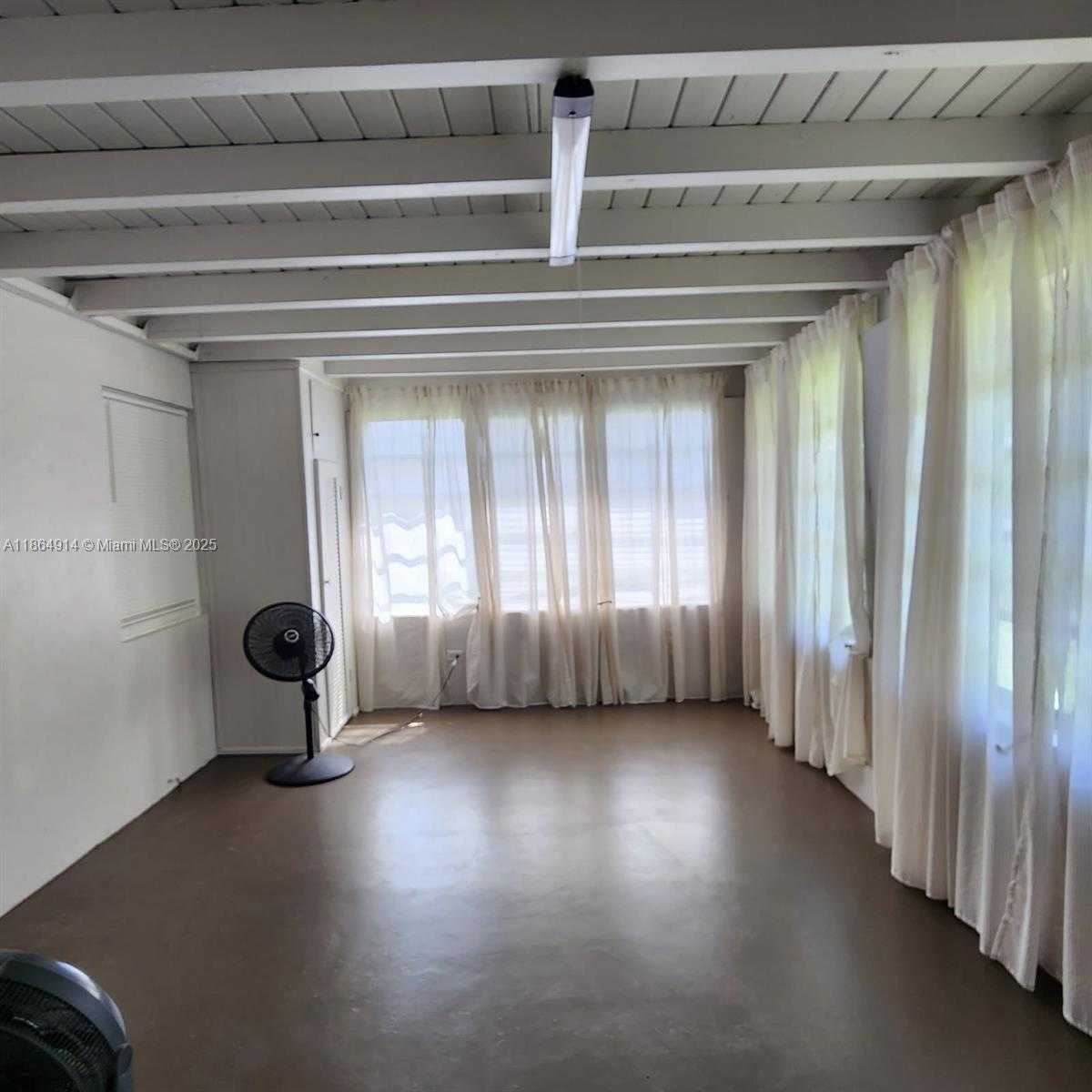 Small Image of 1120 NORTH EAST 134TH ST, North Miami Number 16