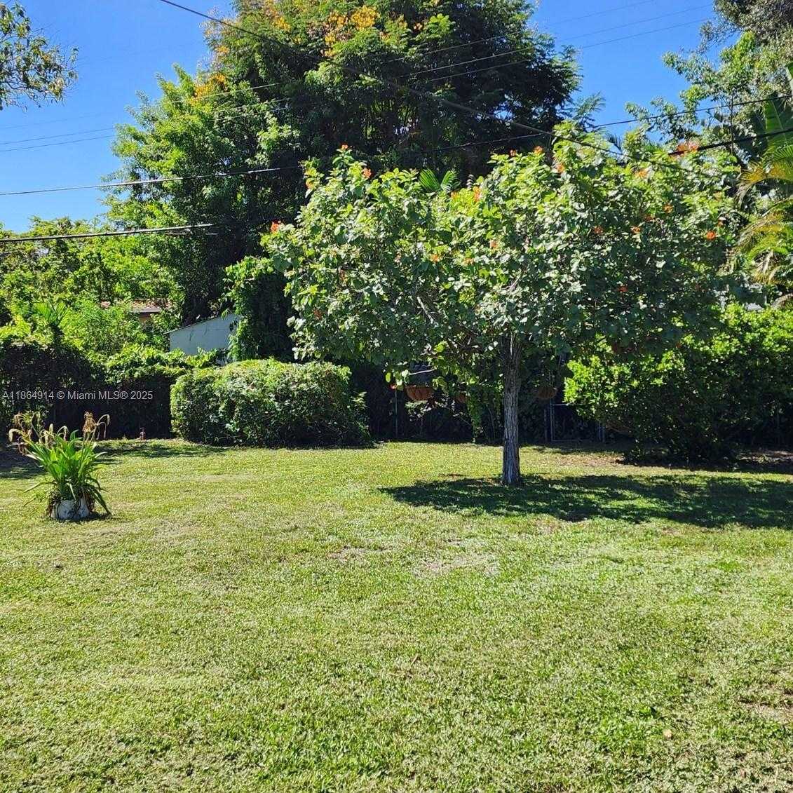 Small Image of 1120 NORTH EAST 134TH ST, North Miami Number 19