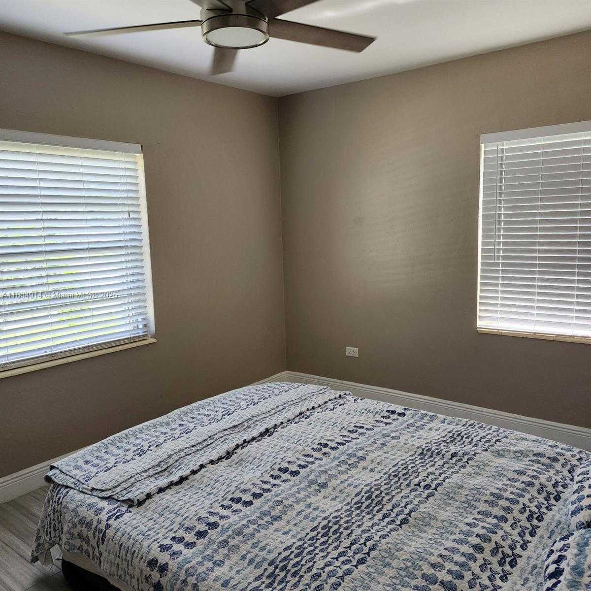 Small Image of 1120 NORTH EAST 134TH ST, North Miami Number 5