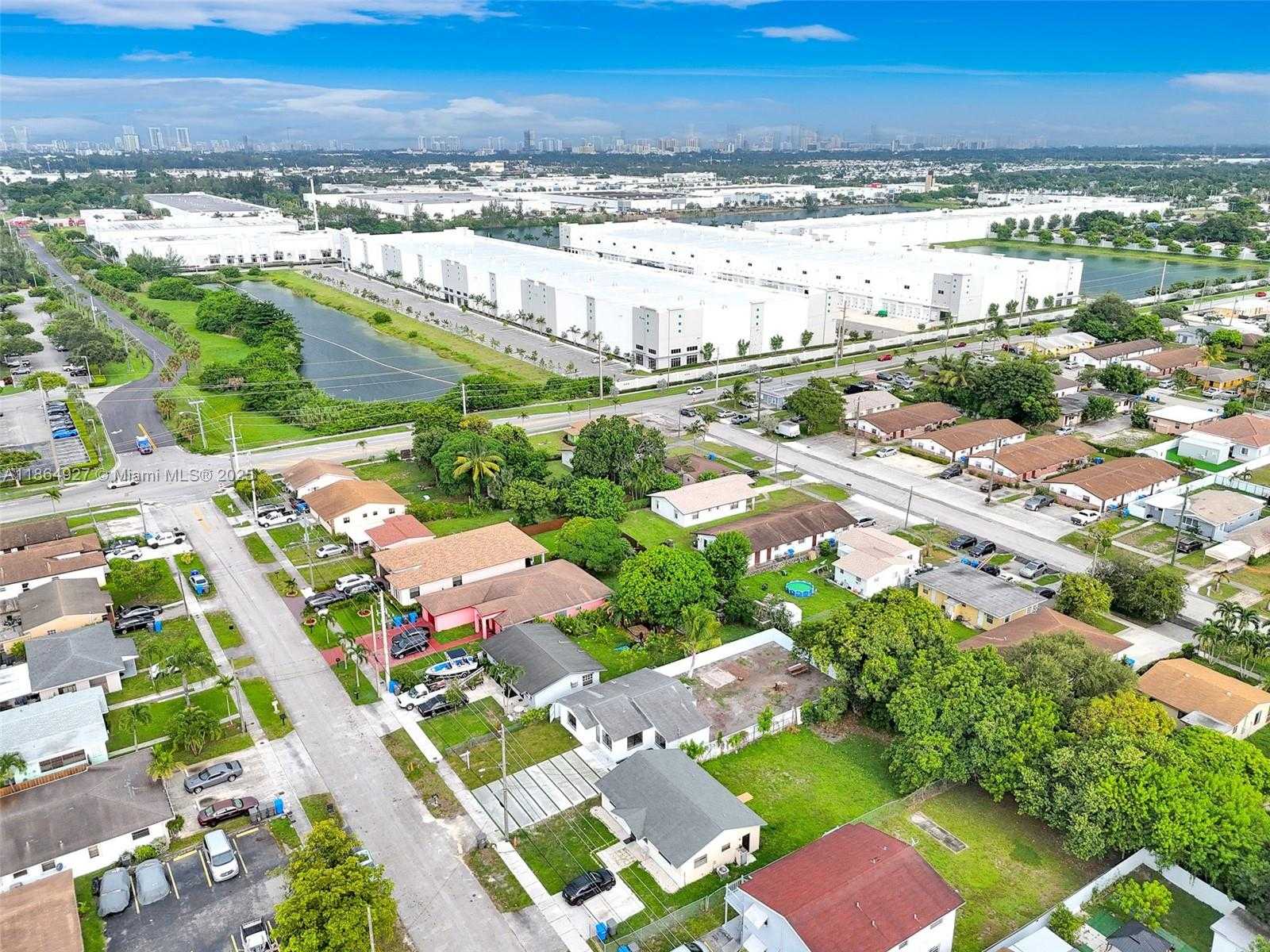 Small Image of 4100 SOUTH WEST 20TH ST, Hollywood Number 28