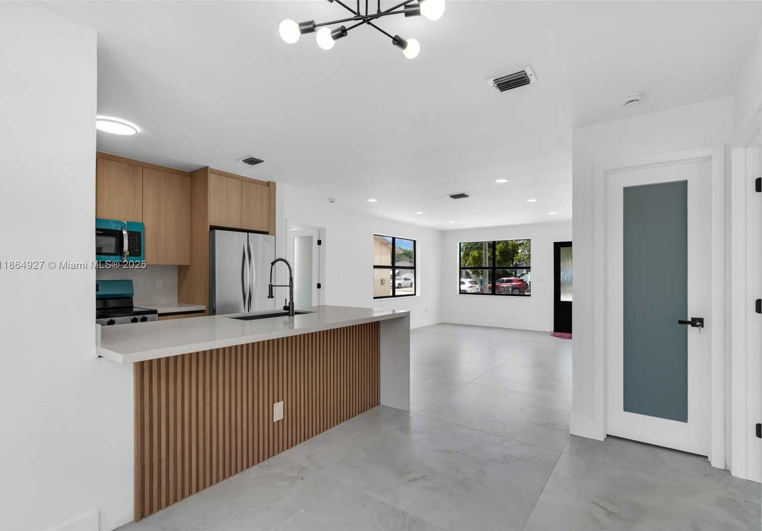 Small Image of 4100 SOUTH WEST 20TH ST, Hollywood Number 7