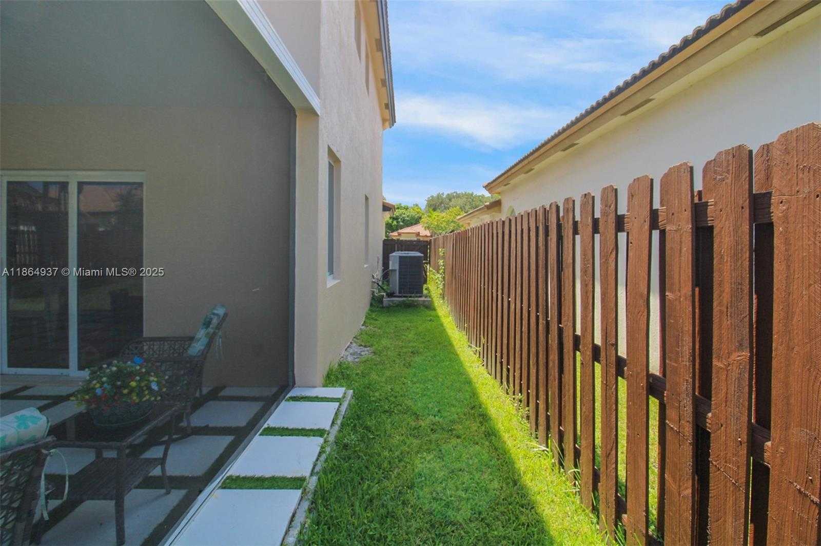 Small Image of 1033 NORTH EAST 35TH AVE, Homestead Number 14