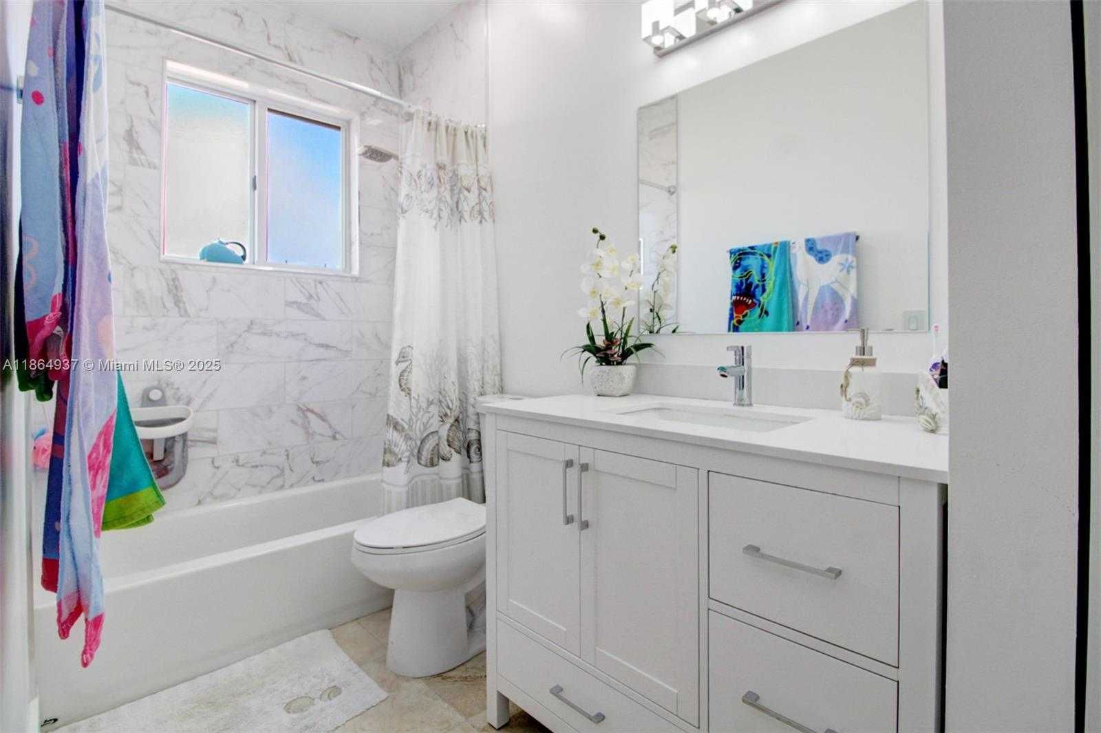 Small Image of 1033 NORTH EAST 35TH AVE, Homestead Number 32