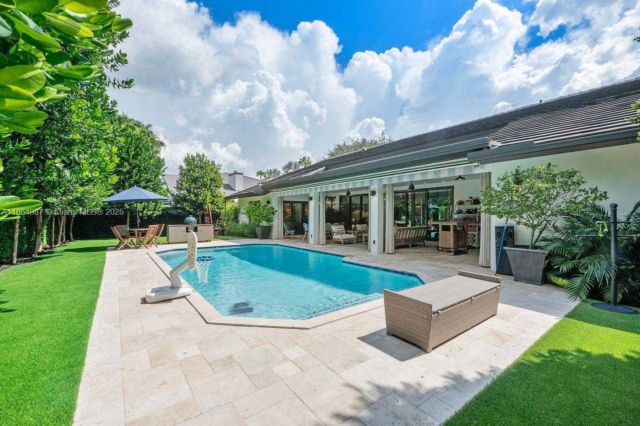 Small Image of 11044 SOUTH WEST 77TH CT CIR, Pinecrest Number 21
