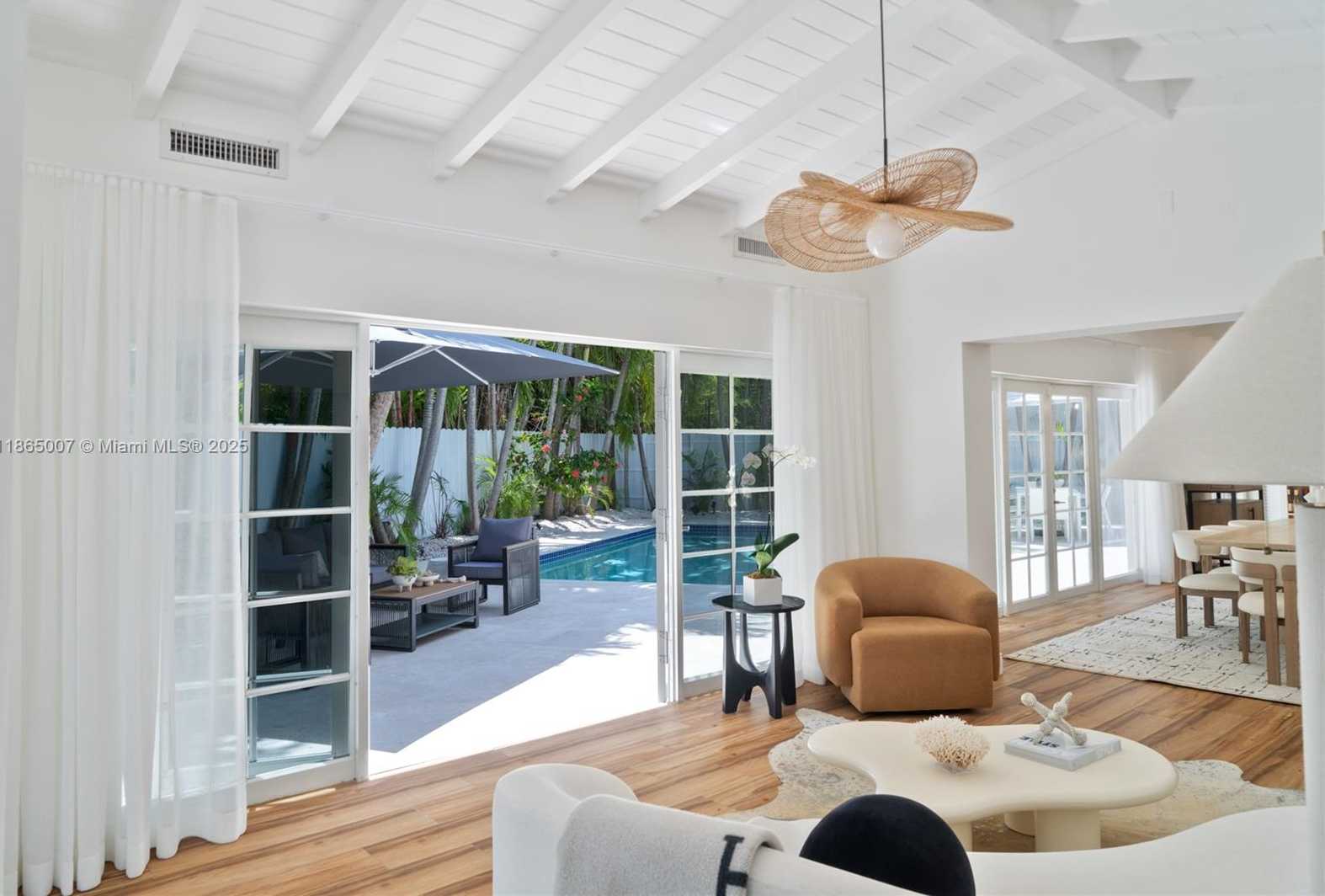 Small Image of 200 WEST MCINTYRE ST, Key Biscayne Number 30