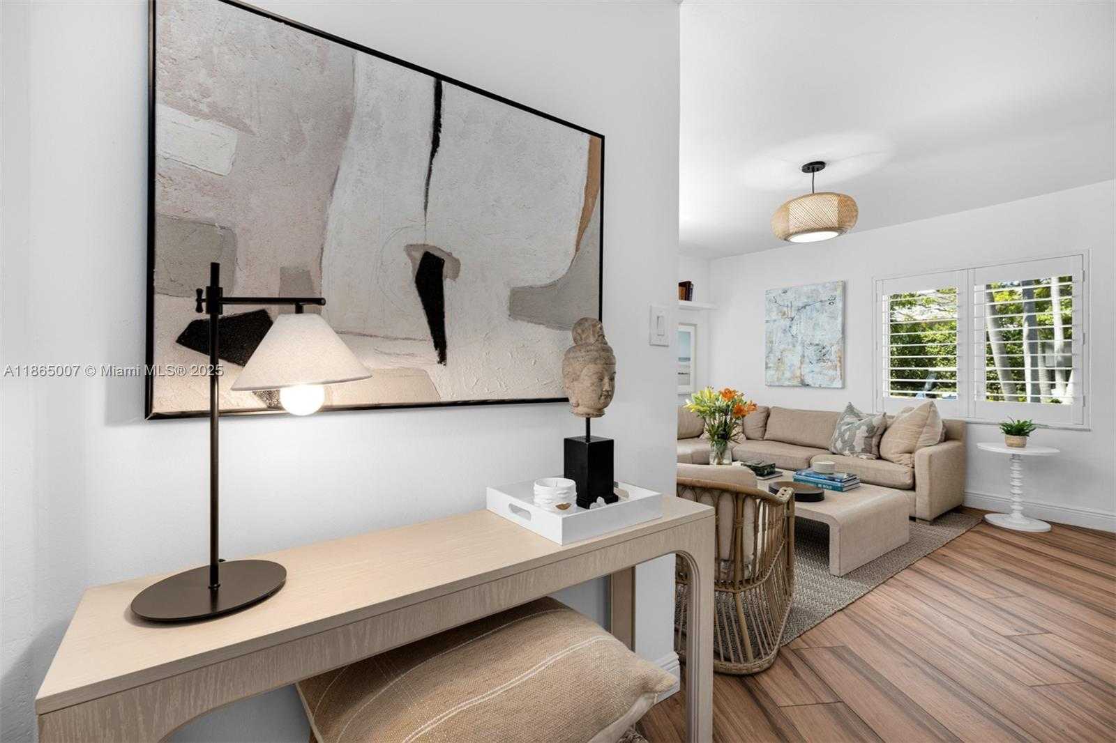 Small Image of 200 WEST MCINTYRE ST, Key Biscayne Number 45