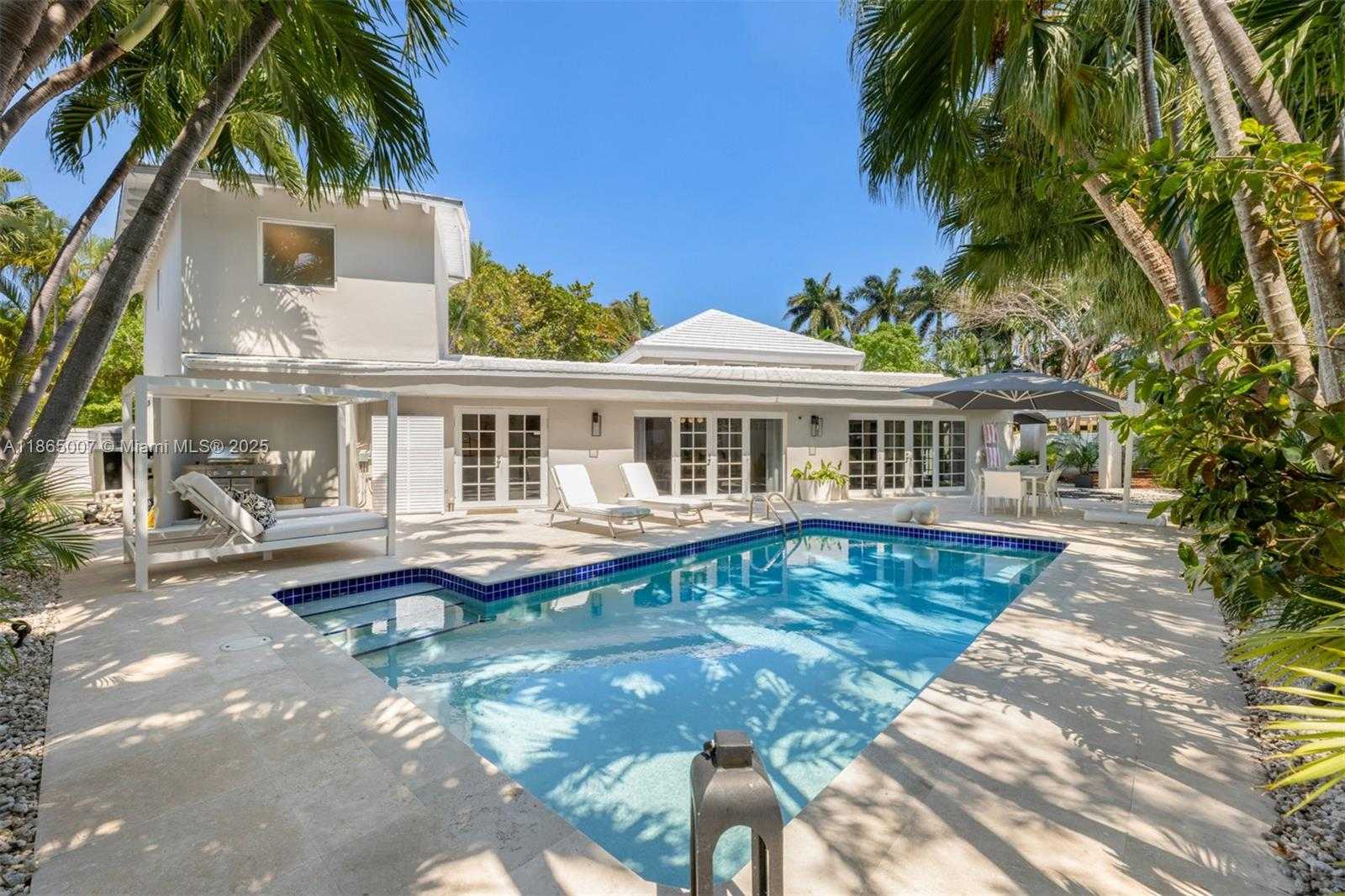Small Image of 200 WEST MCINTYRE ST, Key Biscayne Number 70