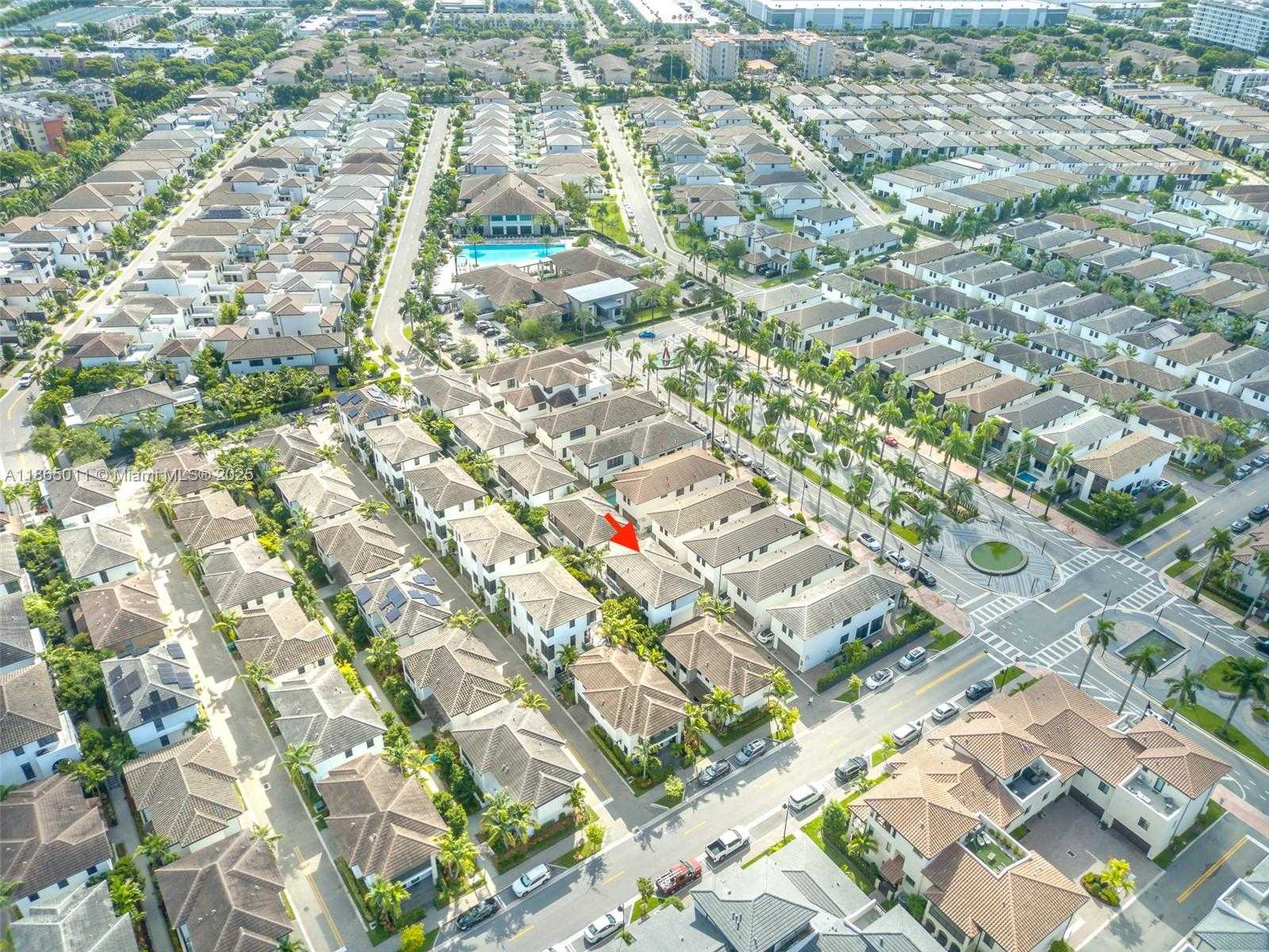 Small Image of 8263 NORTH WEST 47TH TER, Doral Number 77