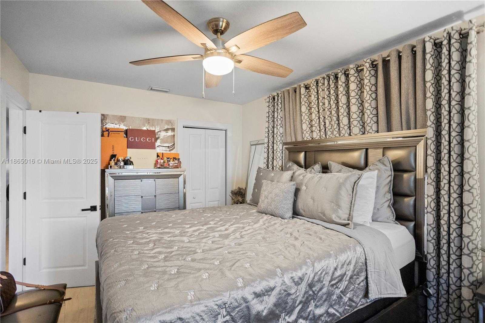 Small Image of 1000 NORTH 71ST TER, Hollywood Number 41