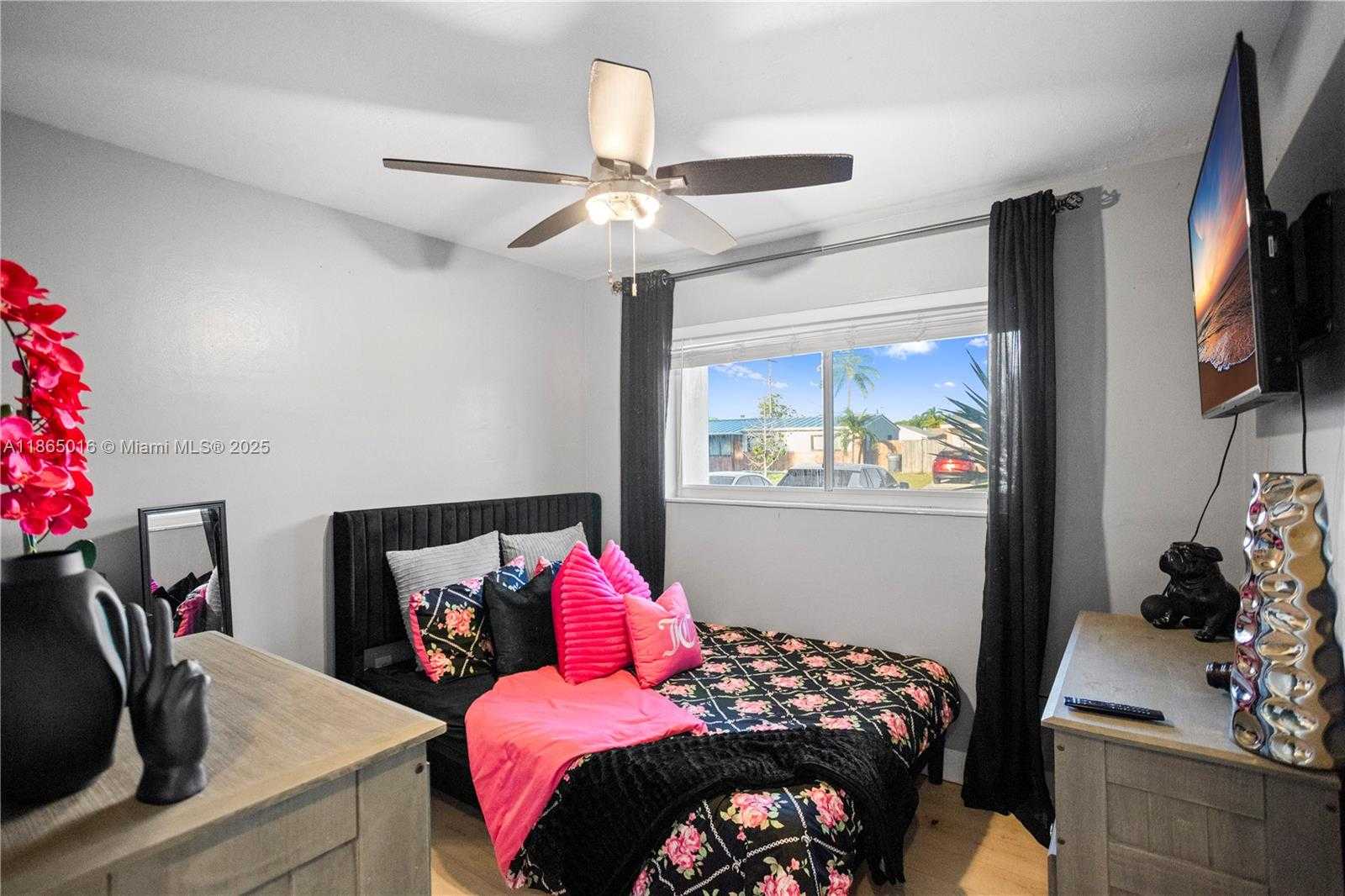 Small Image of 1000 NORTH 71ST TER, Hollywood Number 43