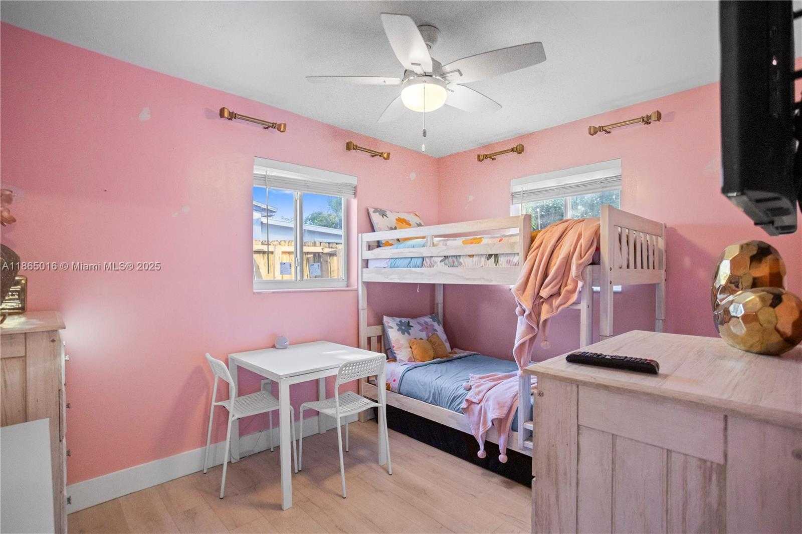 Small Image of 1000 NORTH 71ST TER, Hollywood Number 46