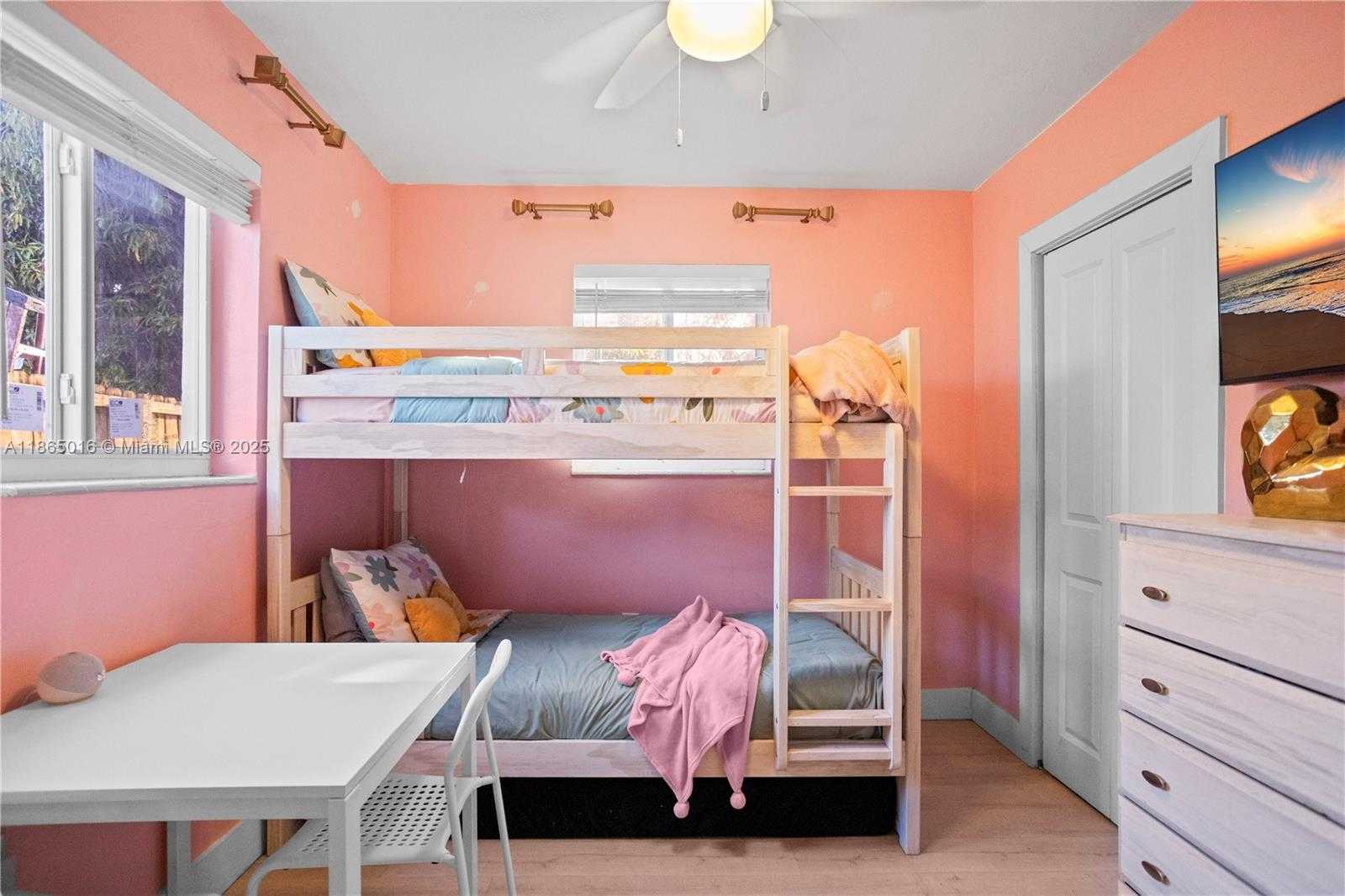 Small Image of 1000 NORTH 71ST TER, Hollywood Number 48