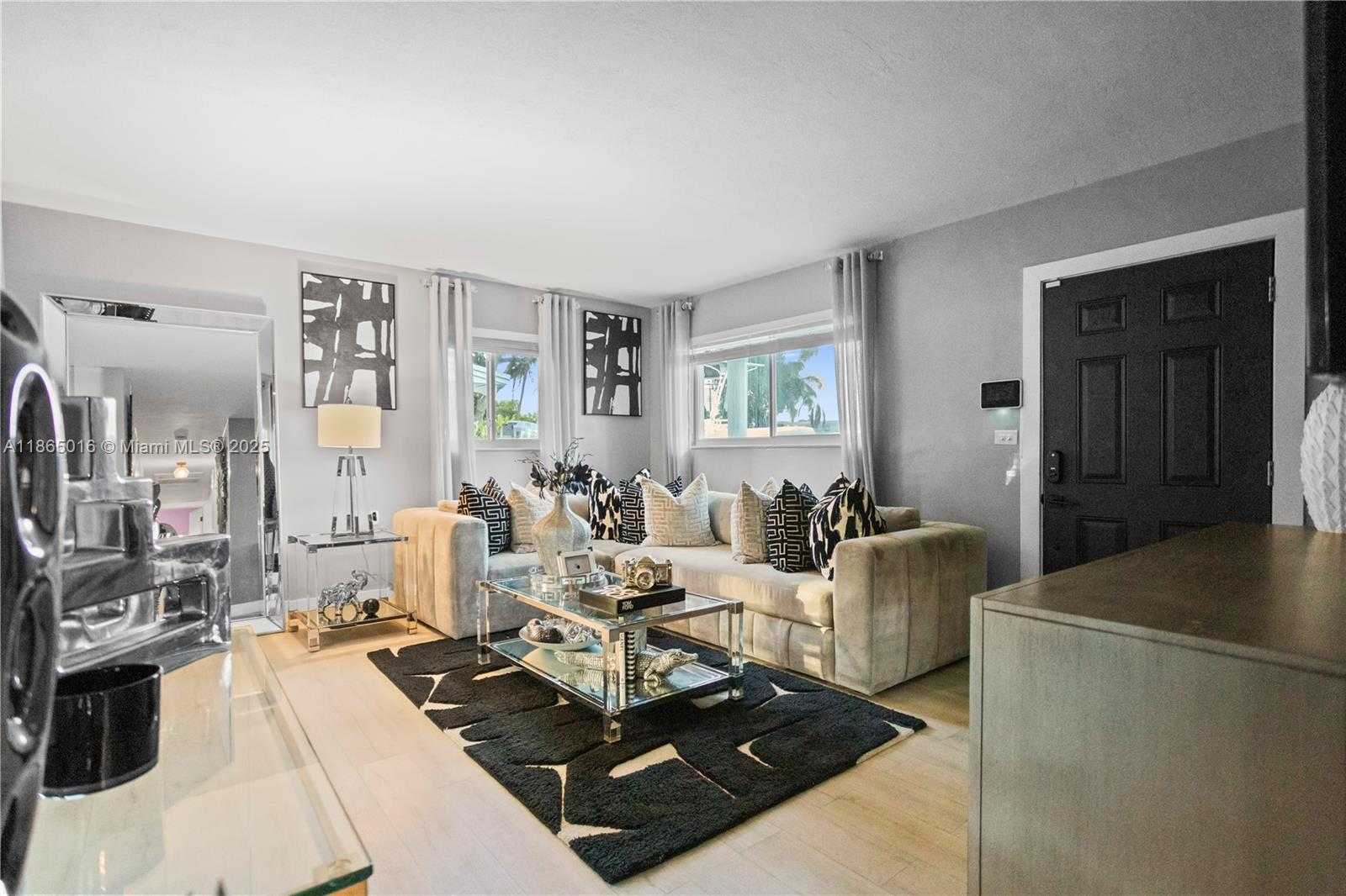 Small Image of 1000 NORTH 71ST TER, Hollywood Number 56
